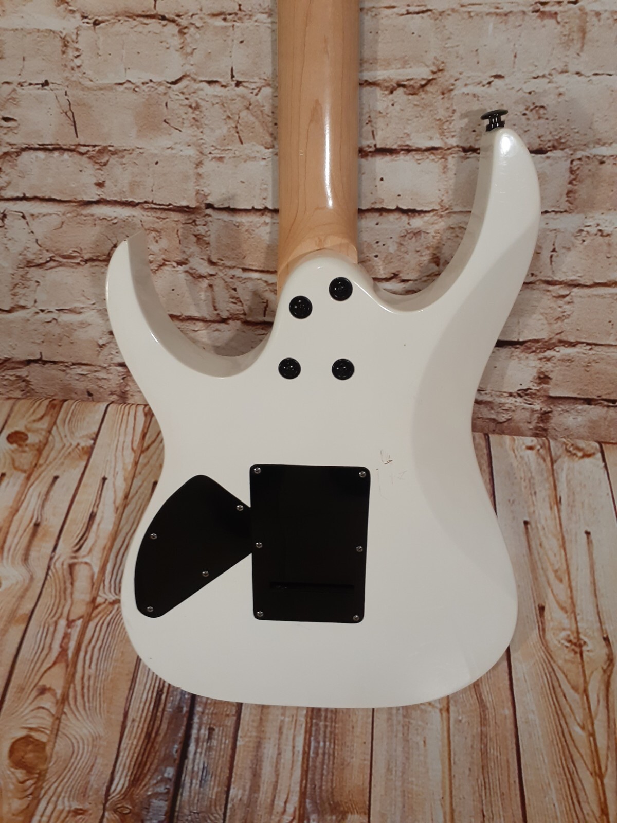 Ibanez GRG120BDX Gio Series Electric Guitar – White