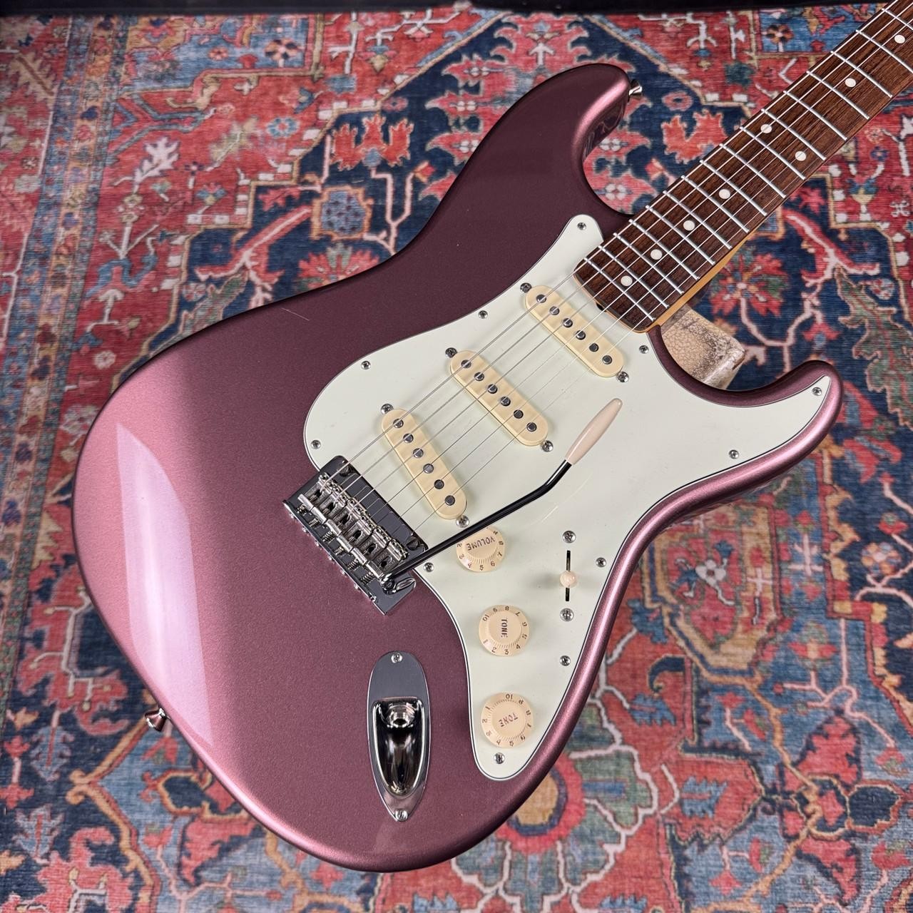 Fender Hybrid 60’s Stratocaster Burgundy Mist Metallic – 2018