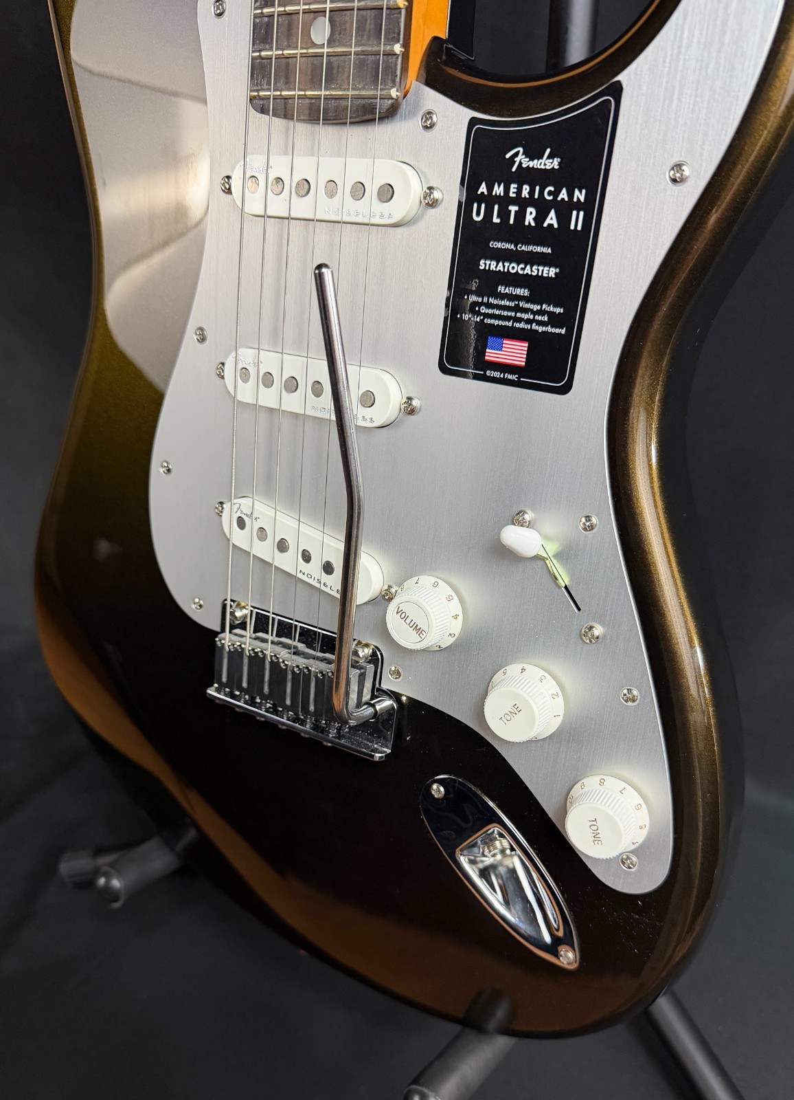 Fender American Ultra II Stratocaster Electric Guitar Texas Tea Finish w/ OHSC