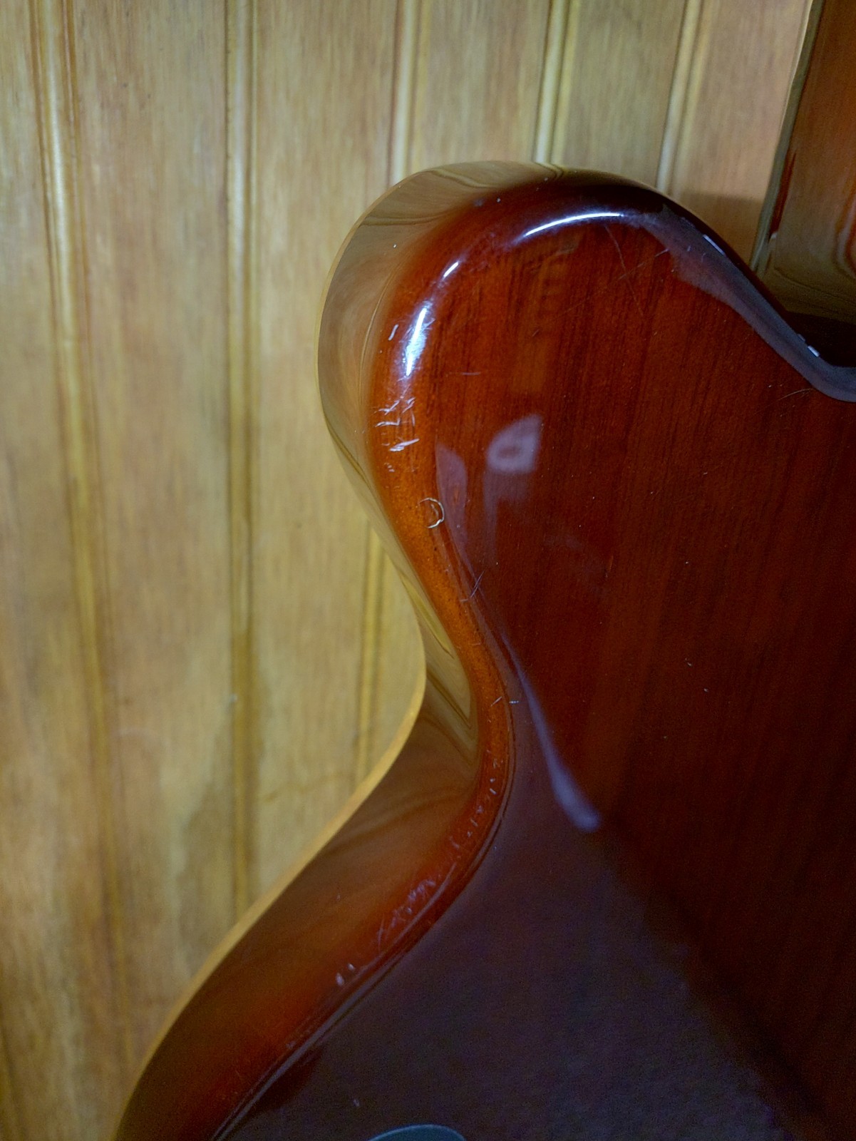 Yamaha AES 620 Amber Mahogany 6-String Electric Guitar