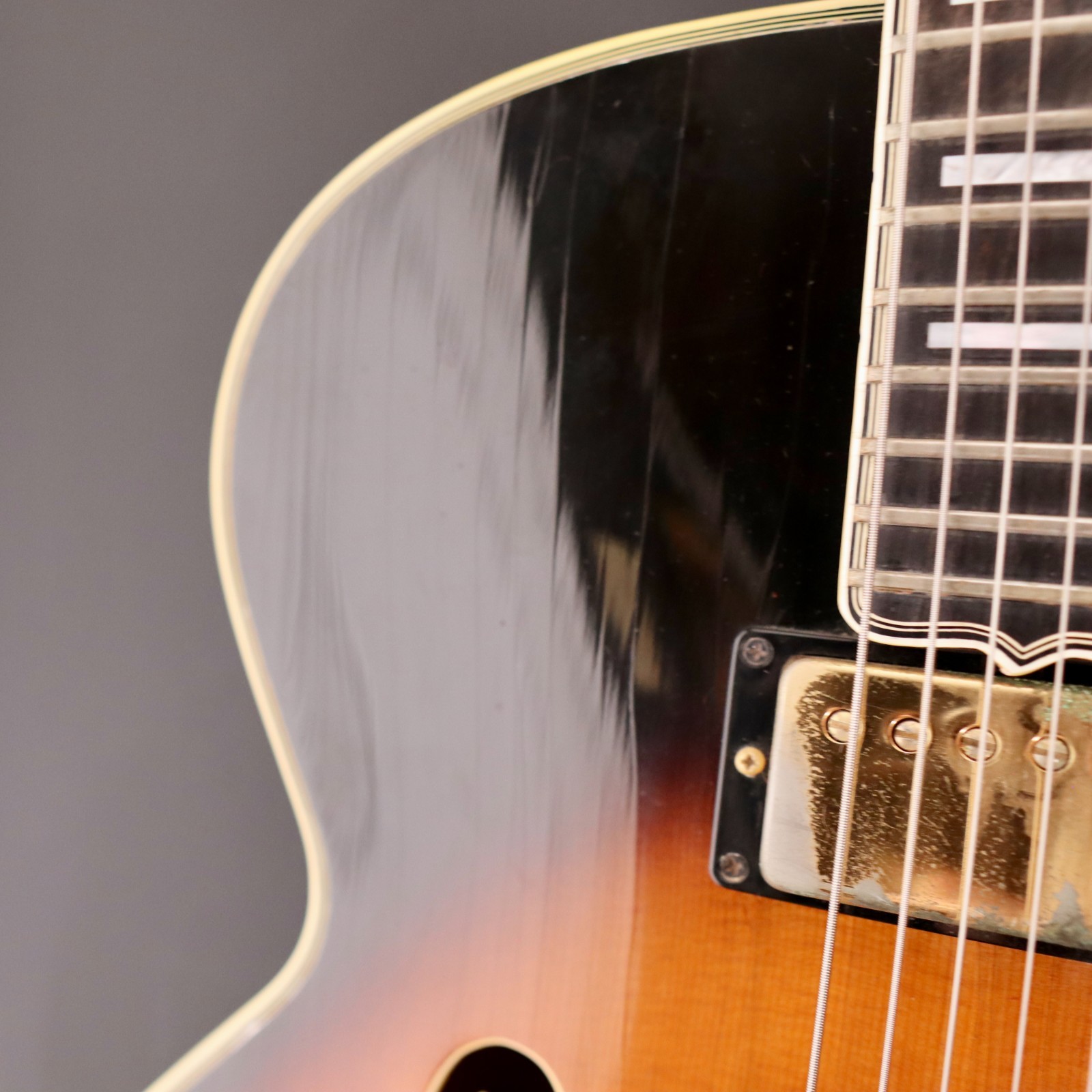 1975 Gibson Byrdland Thinline Electric Archtop – Sunburst