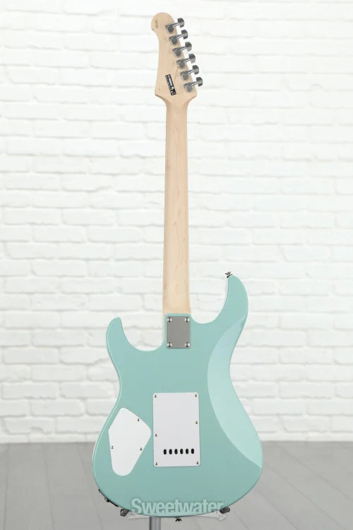 Yamaha PAC112V Pacifica – Sonic Blue