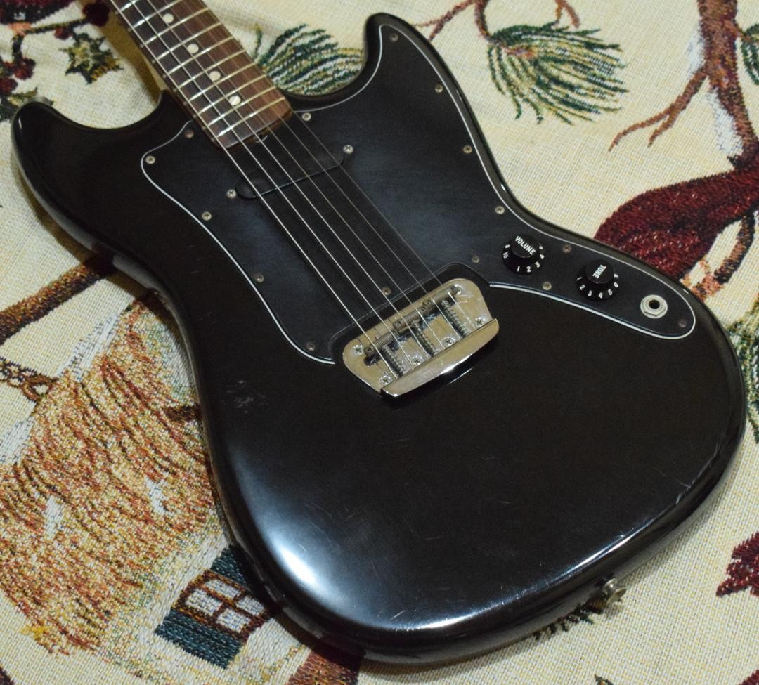 Fender Musicmaster S8 Serial 4.12kg Safe packing!