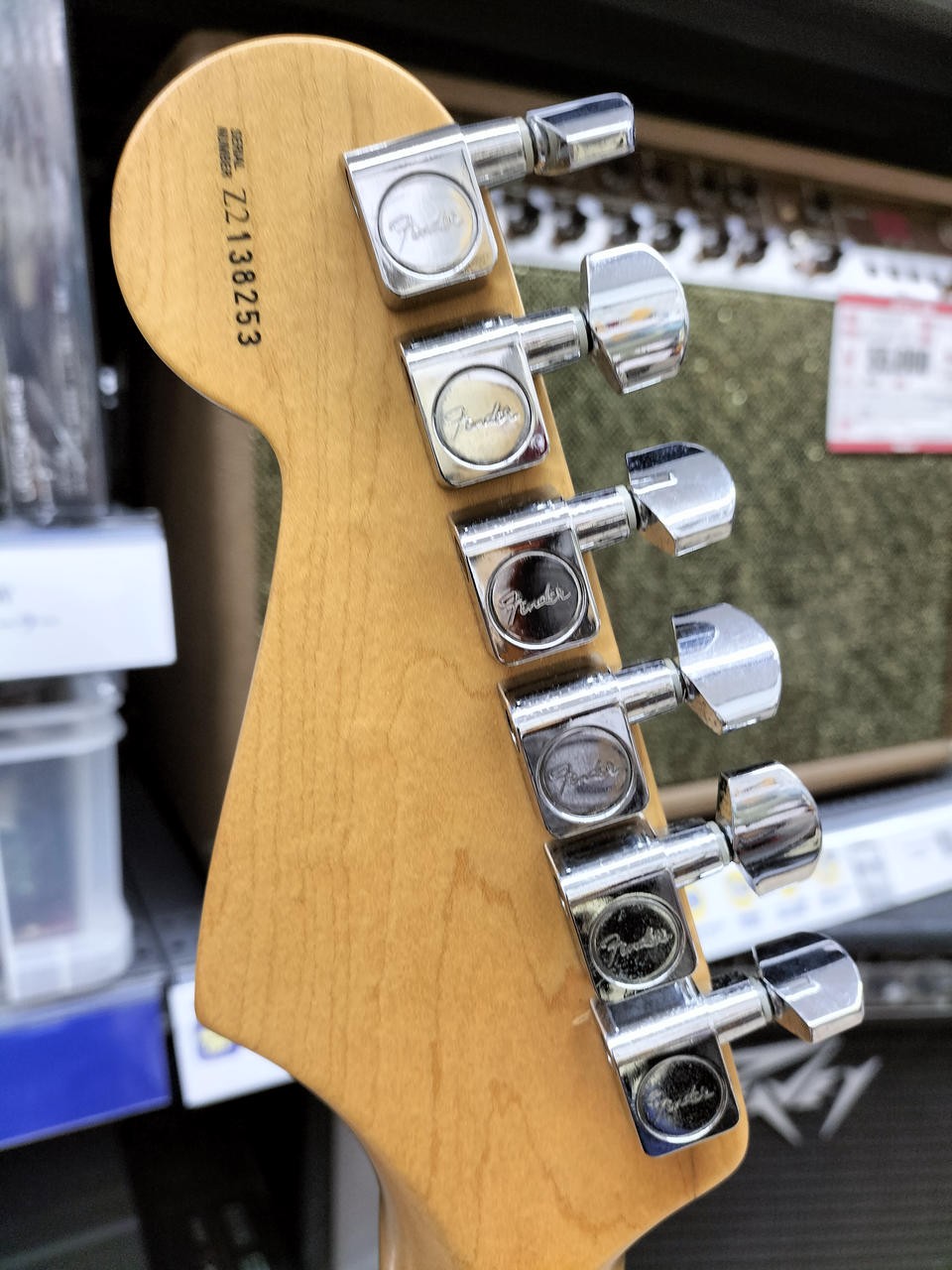 FENDER USA Highway One Strat Electric Guitar