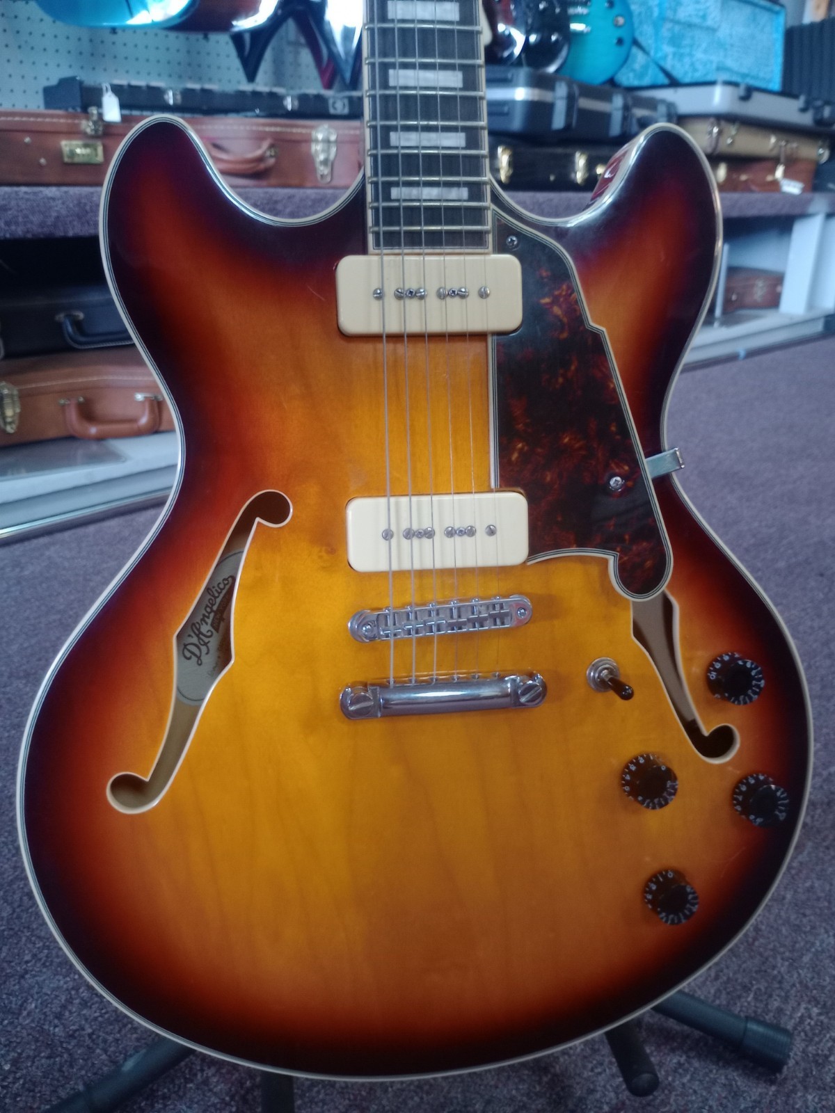 D’Angelico DAPDCVSBCSCB9EX Premier DC Boardwalk (P90s) Semi-Hollow *** FREE SHIP