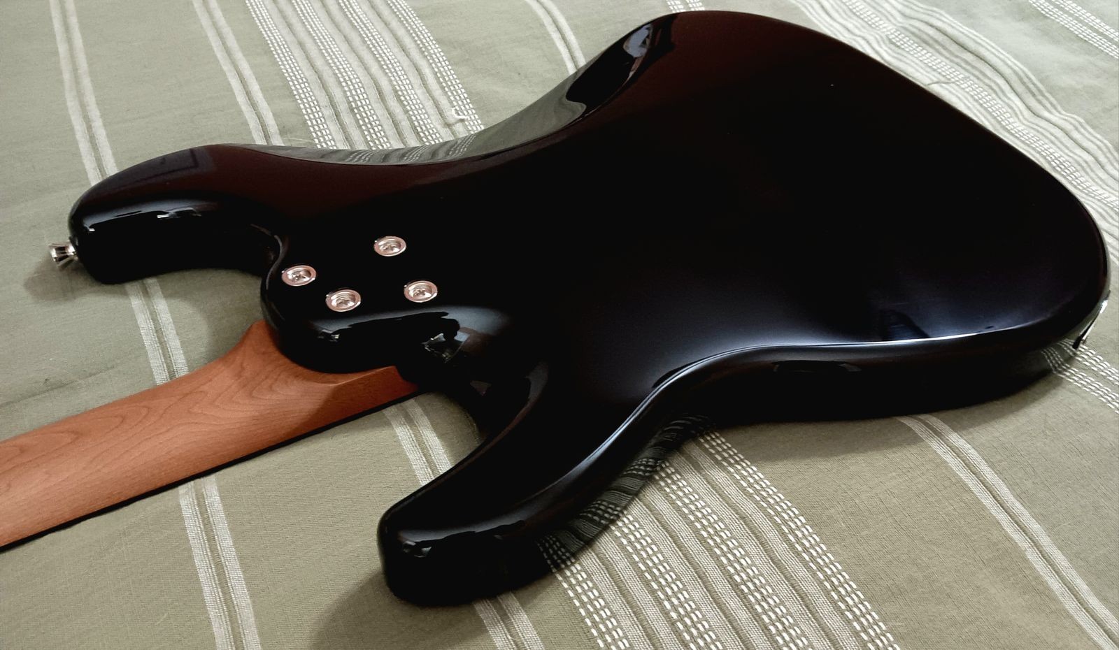 Jet JS-400 HT BK Electric Guitar (Tom DeLonge Style Hardtail strat) – Jet Black