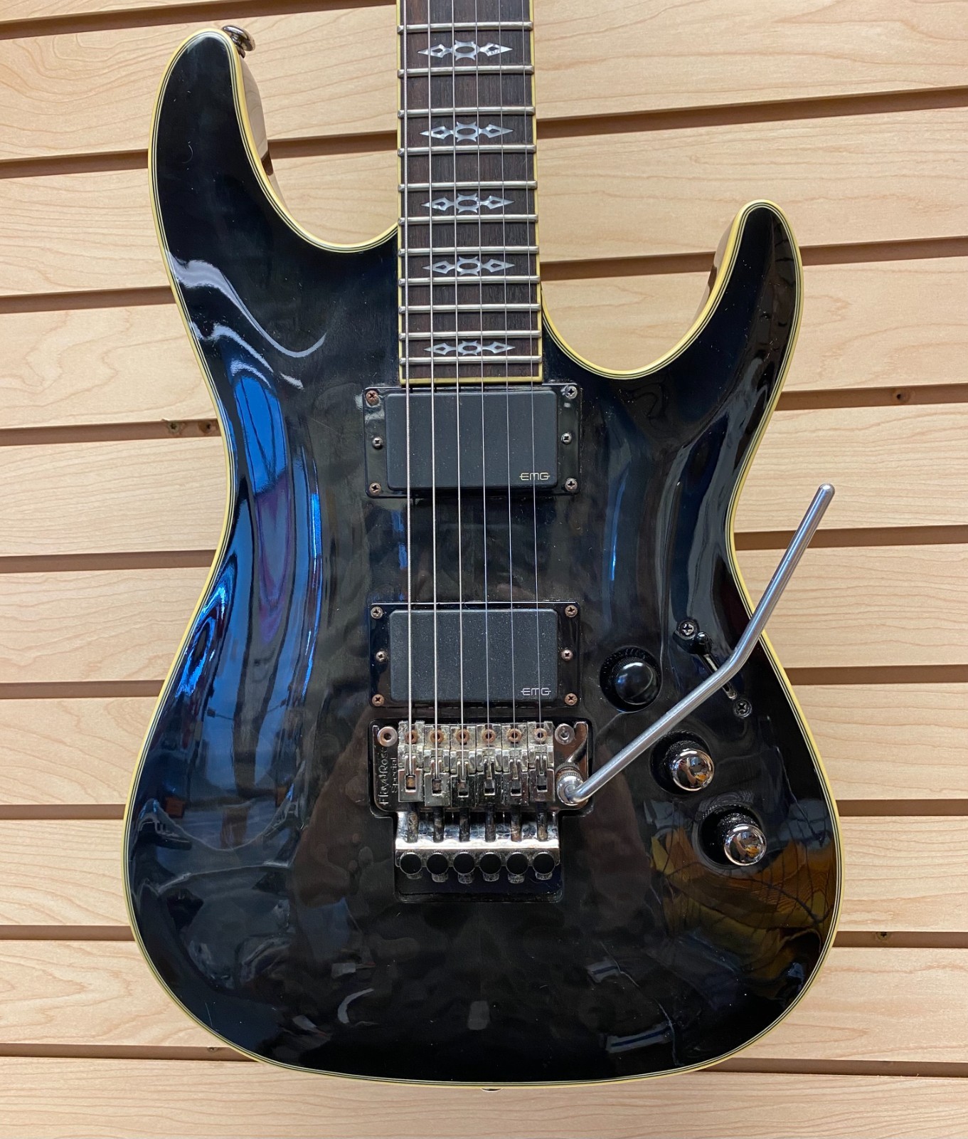 Schecter Hellraiser Diamond Series Special C-1 FR W/Soft Case