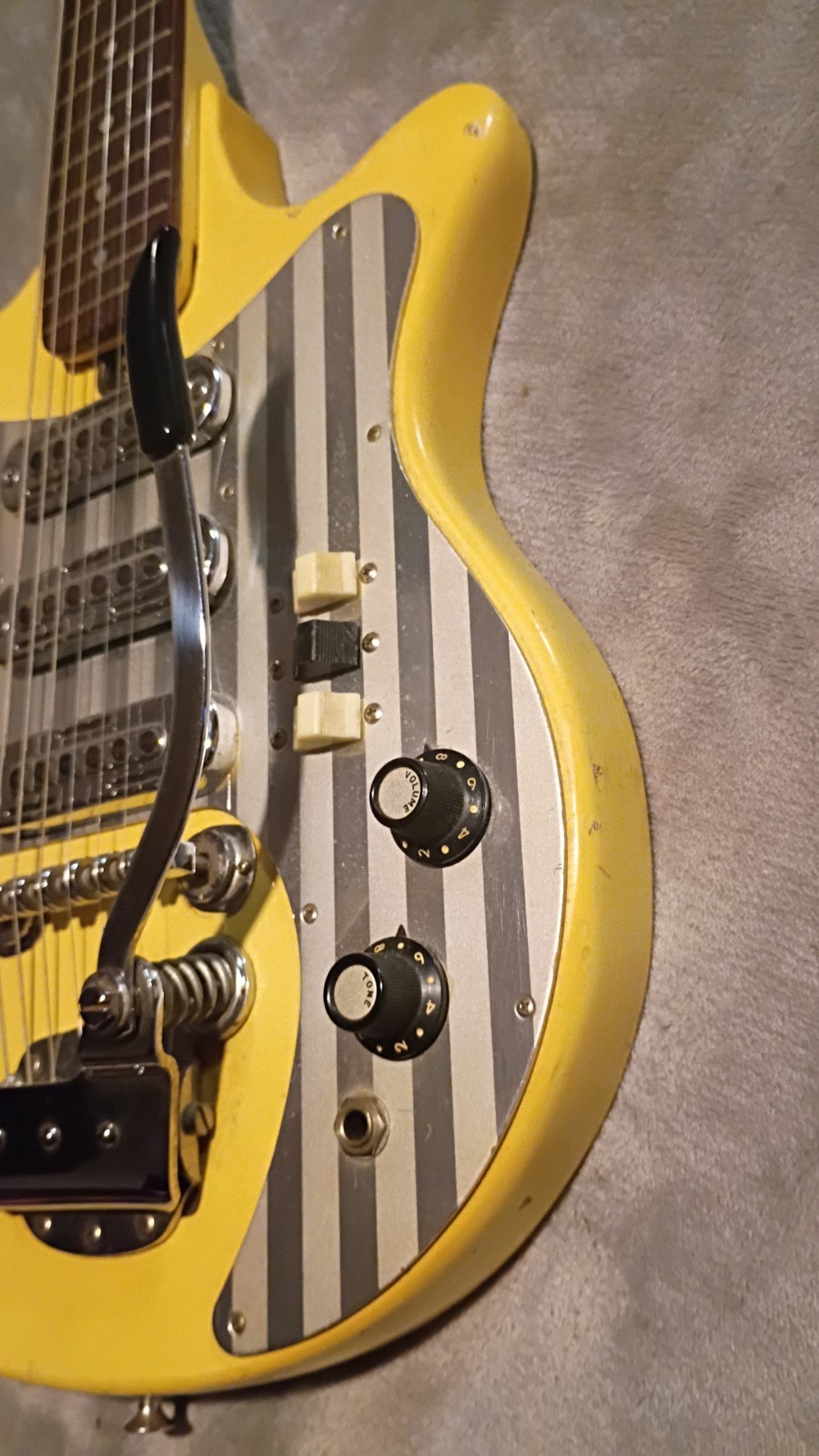 1966 Teisco Del Rey ET-300 Banana Yellow Electric Guitar