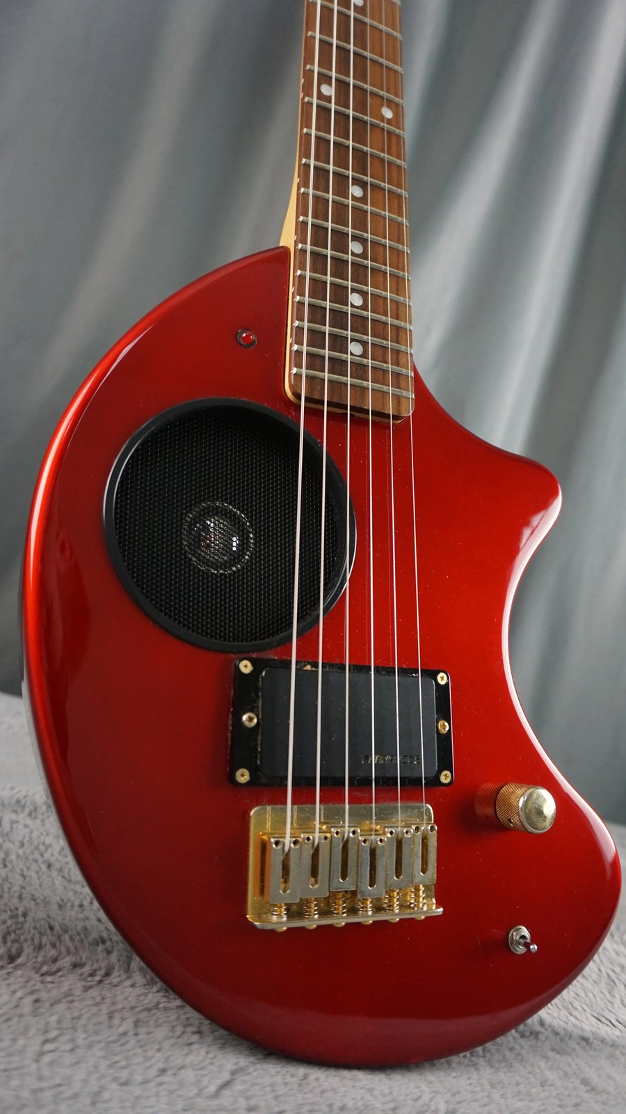 Fernandes ZO-3 Electric Guitar w/ Built-In Speaker, Gig Bag – Red Made in Japan