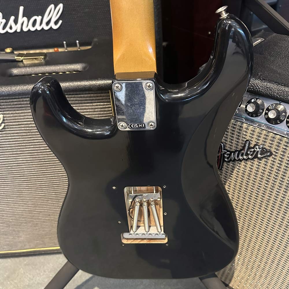 Fender Limited Edition Vintera II Road Worn 60s Stratocaster w/ Case (Pre-Owned)