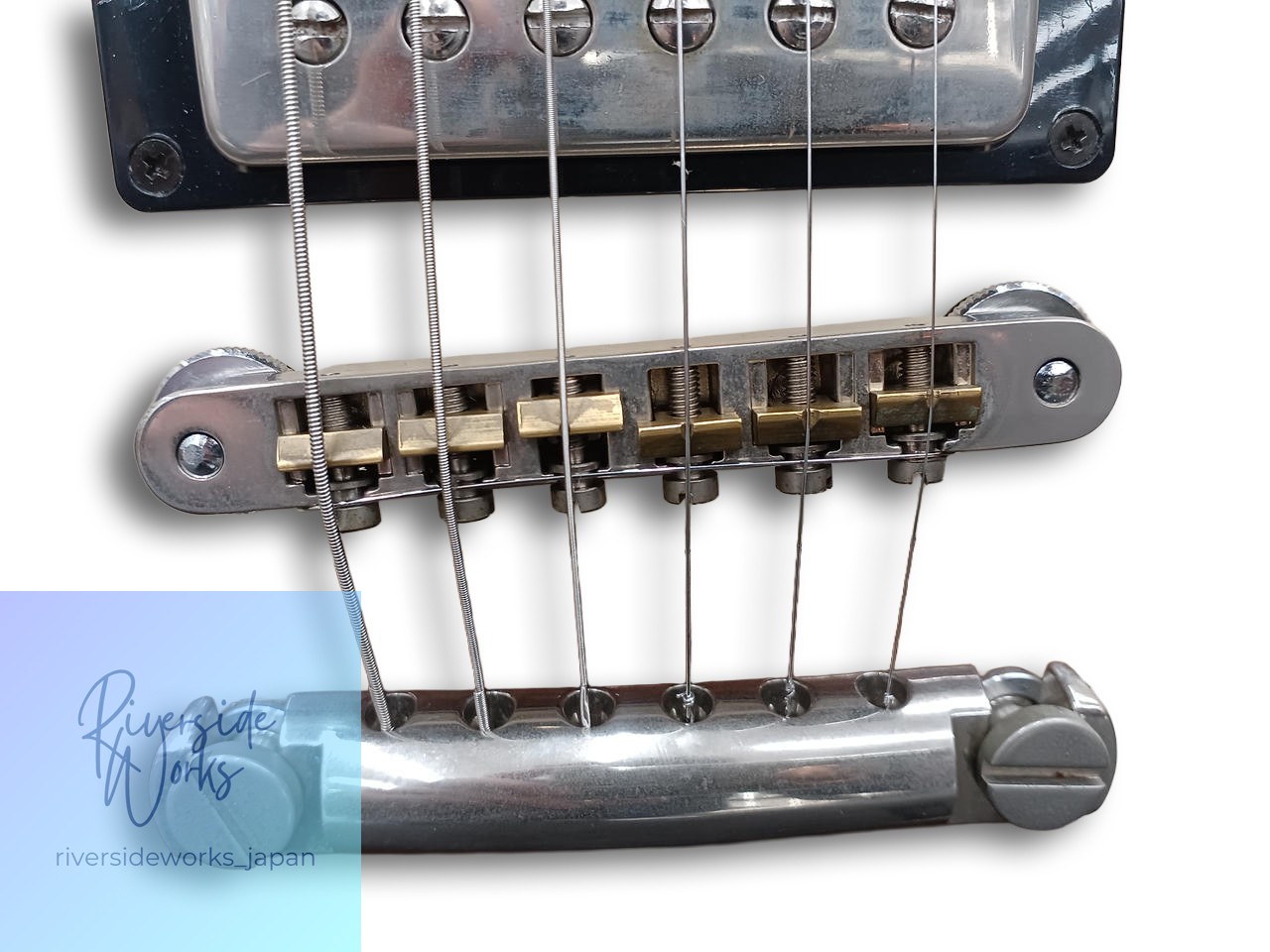 GIBSON Flying V Electric Guitar