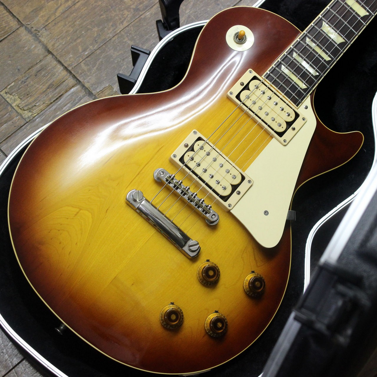 Love Rock LS100 Les Paul Type Electric Guitar 1981 Made in Japan