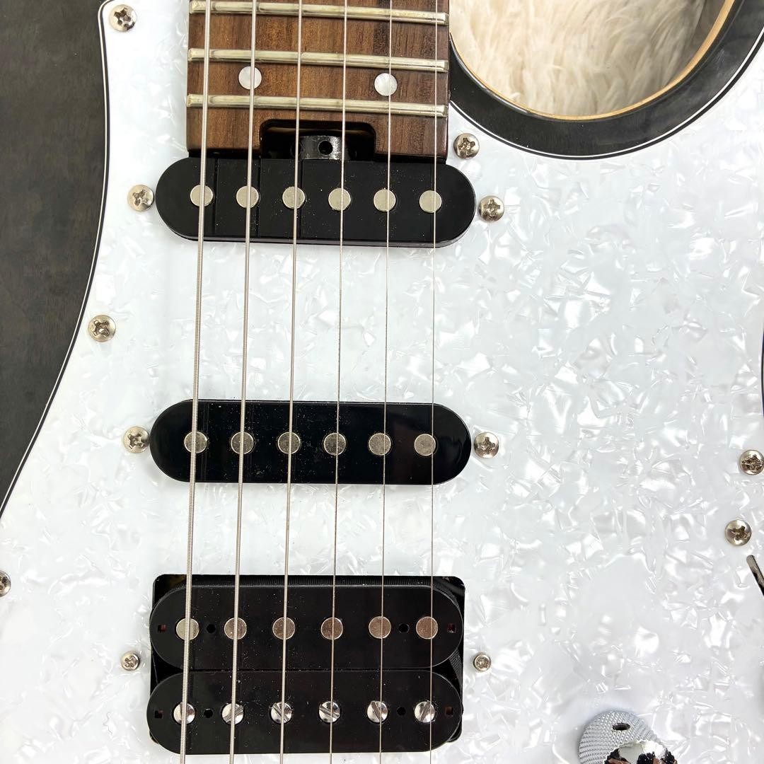 GrassRoots G-Snapper-CTM Electric Guitar See Thru Black Quilted Maple Veneer