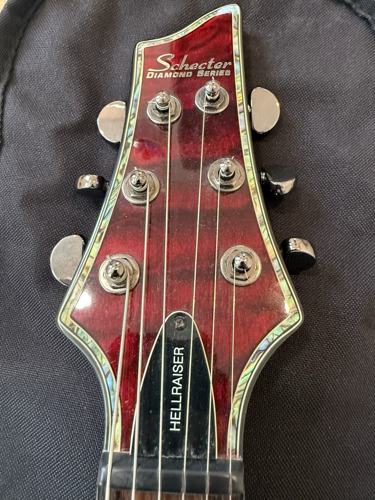 Schecter Diamond Series Hellraiser 6-String Red Solid Body w/ Gig Bag Strap