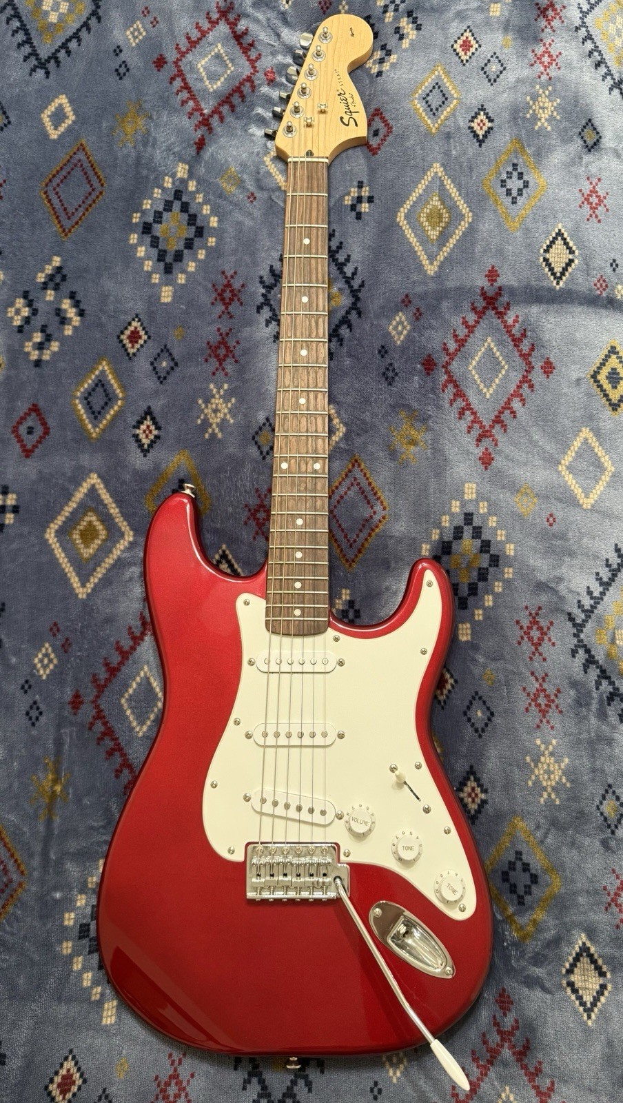 Fender Squier Stratocaster Electric Guitar – Candy Apple Red – Indonesia (2004)