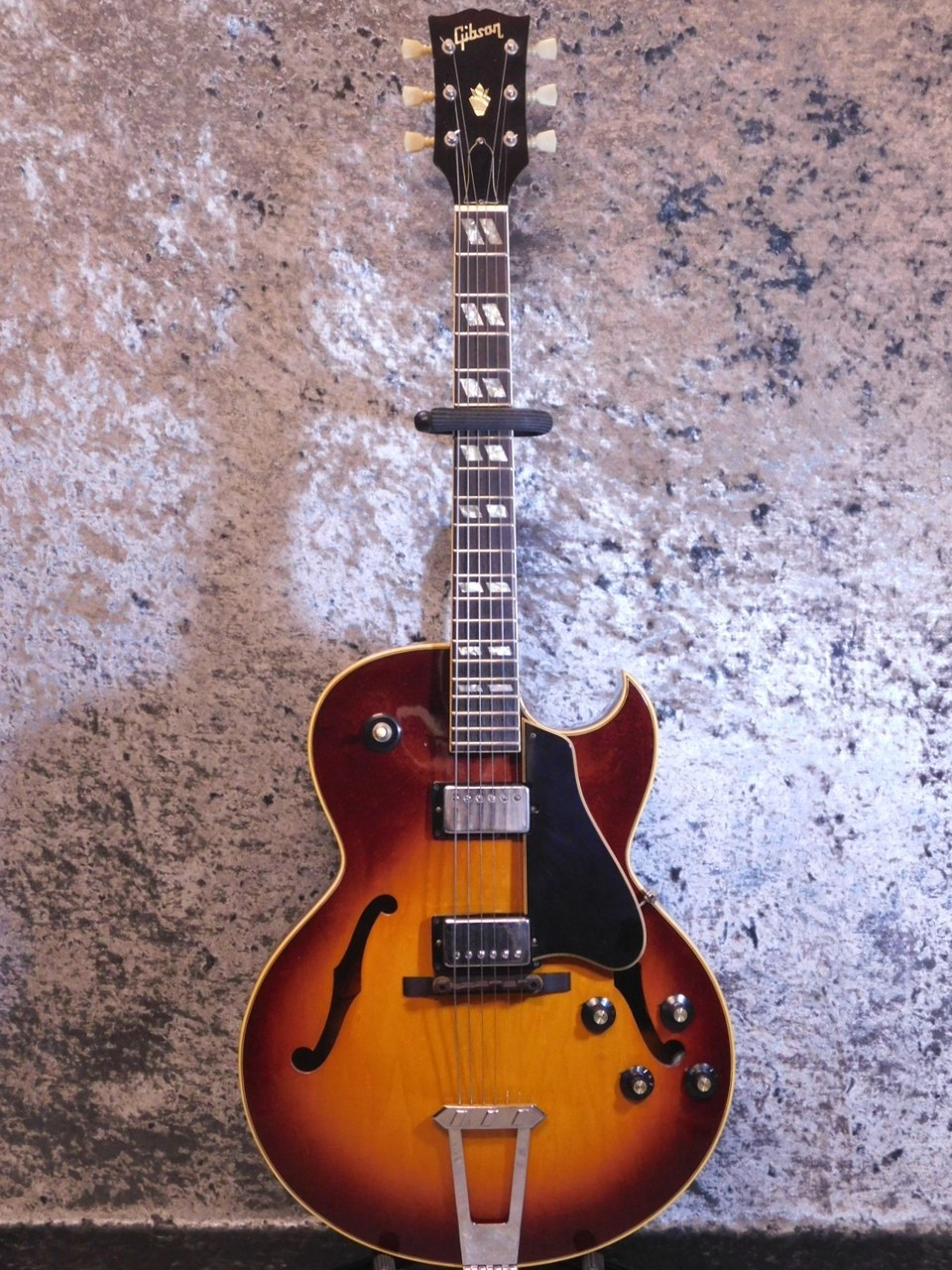 Gibson ES-175D 1970s Hollowbody Guitar 43mm neck, Orange Label, Used