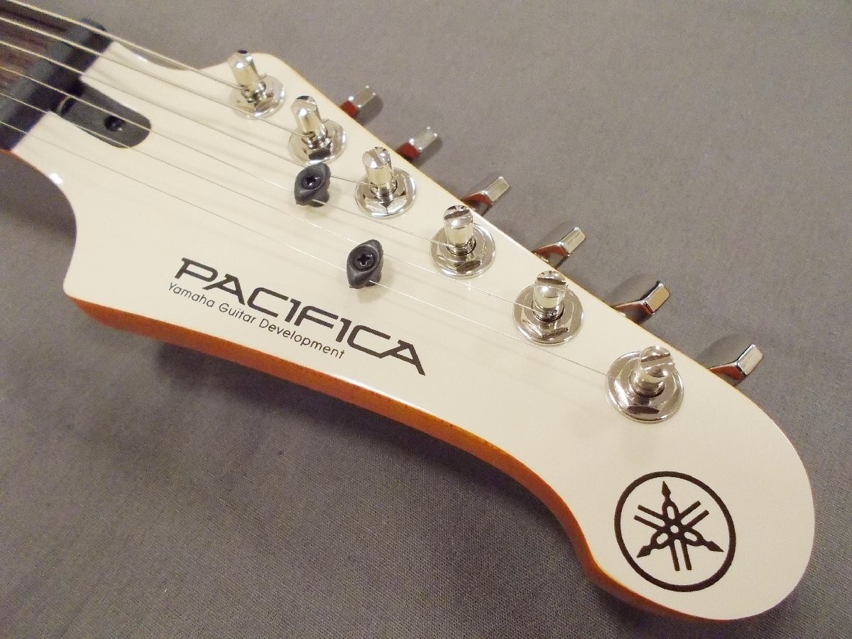 Electric Guitar Yamaha PAC612VIIX 2021 Vintage White HSS Alder Indonesia