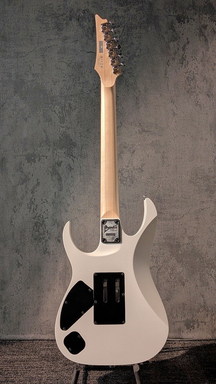 Ibanez J-LINE RG6HSHMTR White Flat #F2612242 3.56kg #GG5ah