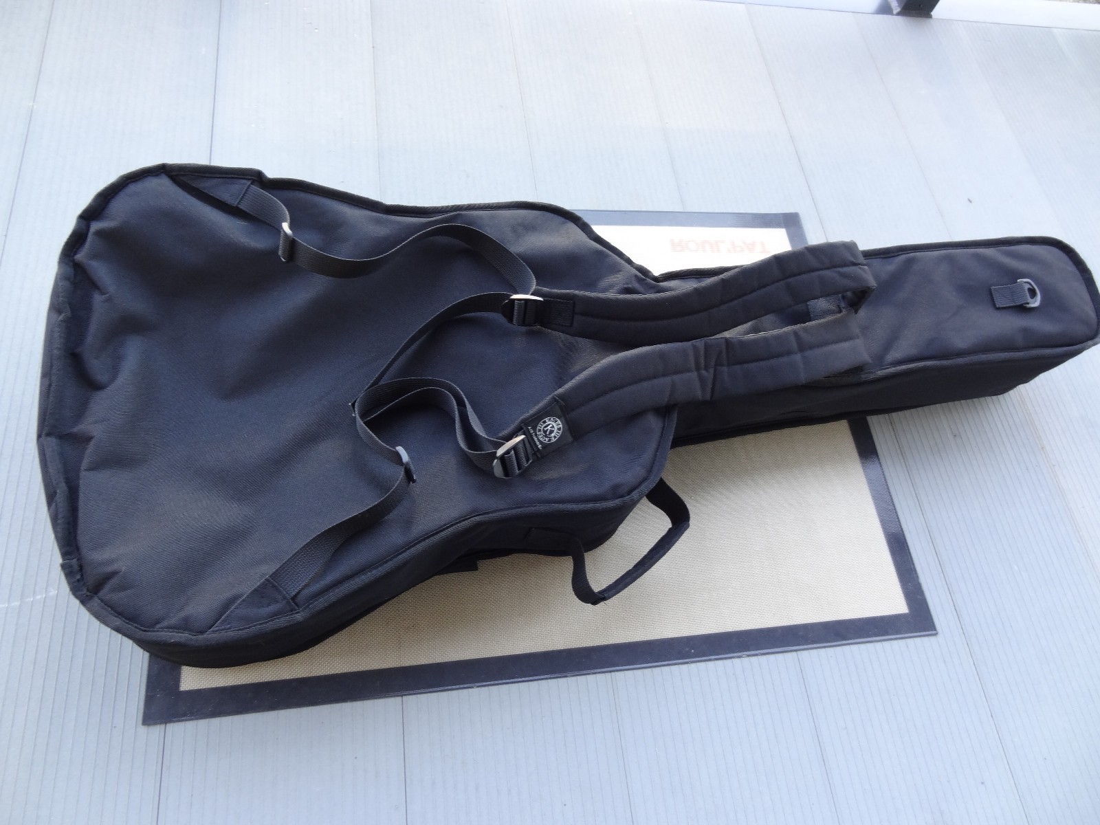 Ace Products Ent. Kaces III soft gig bag electric guitar case -Backpack Style