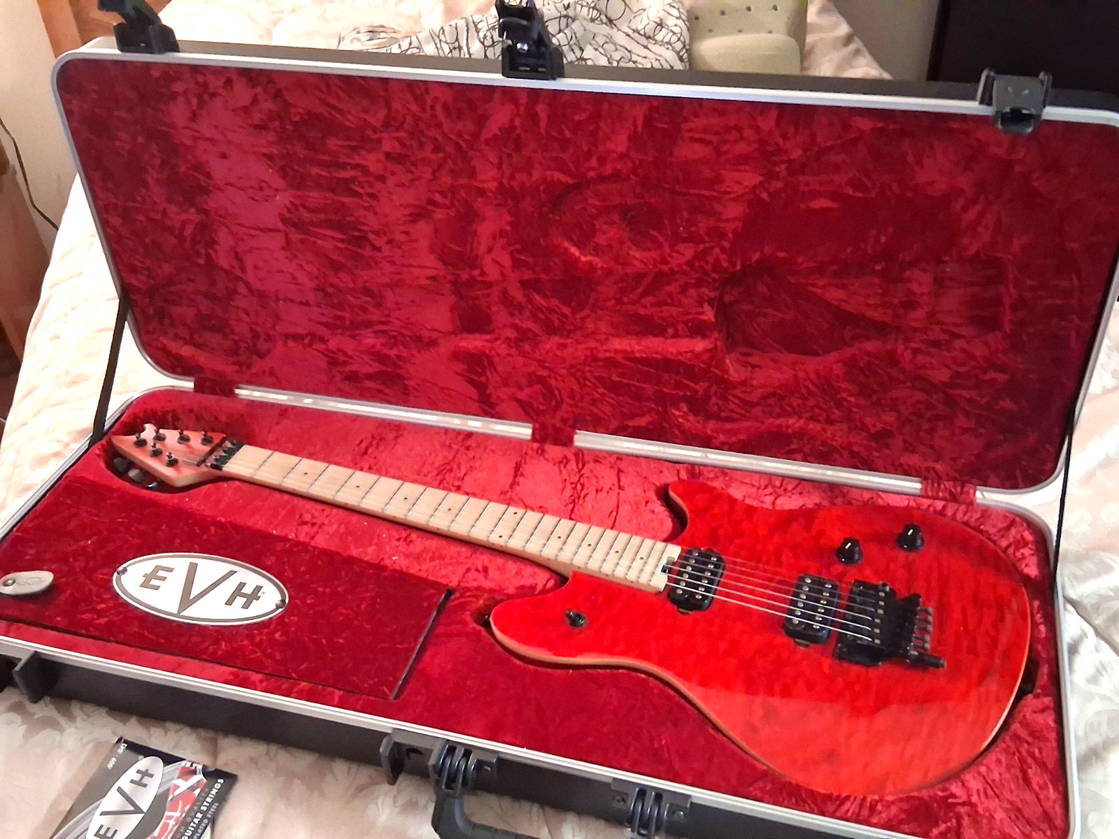 EVH Wolfgang Special Guitar CUSTOM RED QUILT Floyd Rose- HARD SHELL case & KEY!