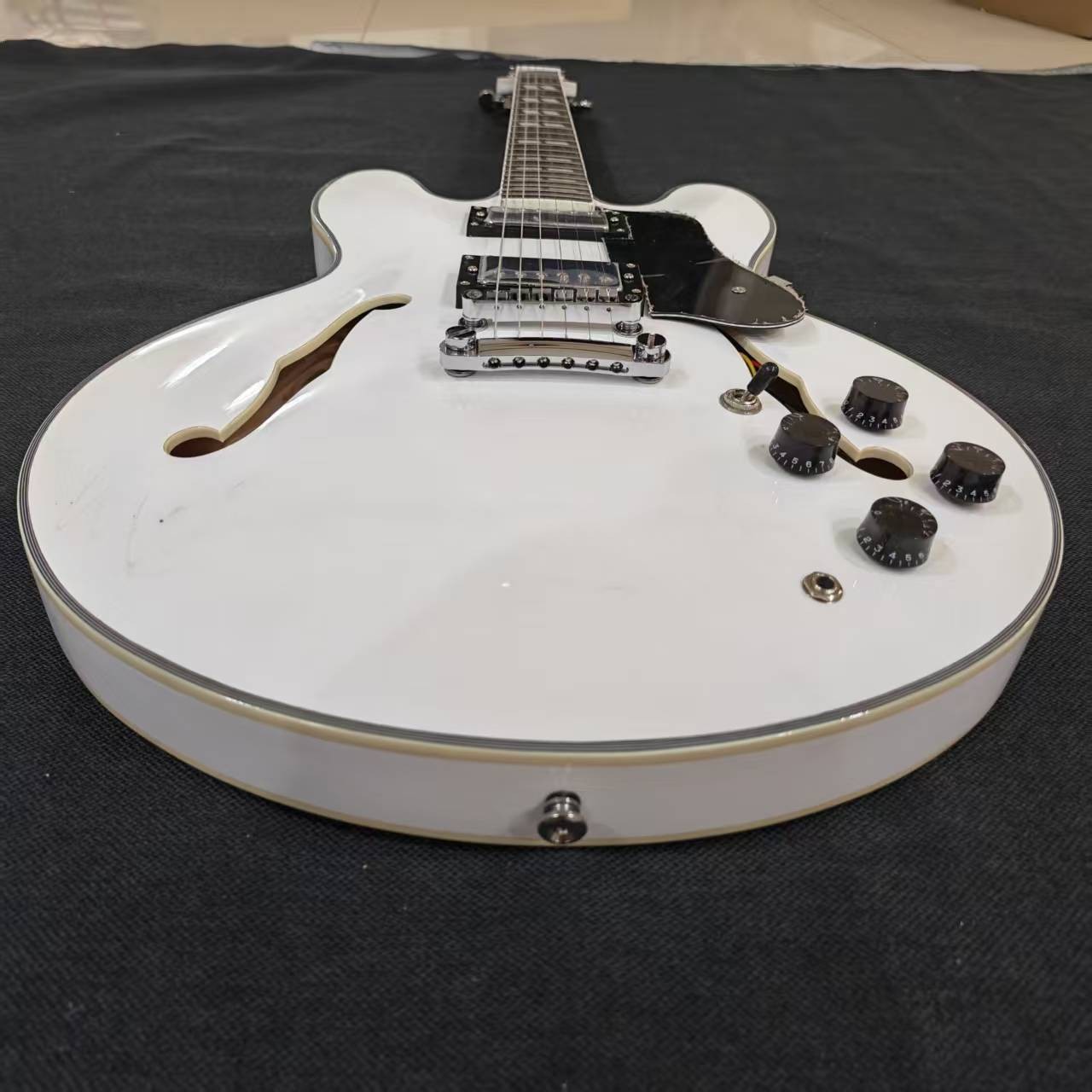 335-style Semi-hollow Alpine White Jazz Electric Guitar Chrome Hardware Ship US