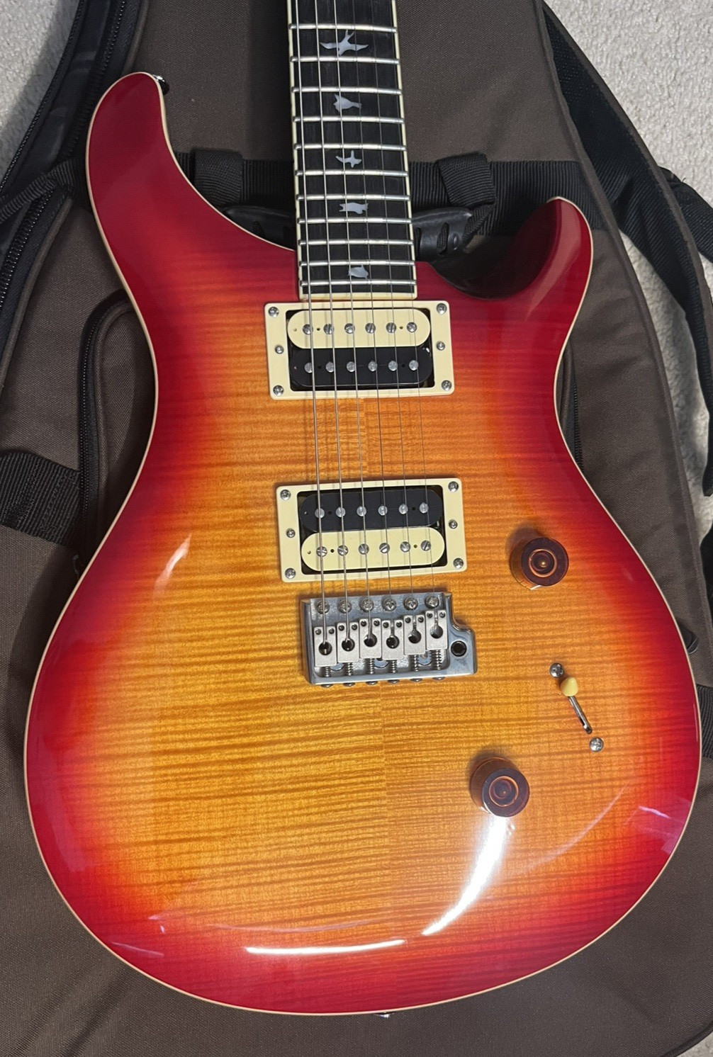 PRS Custom 24 SE Cherry Sunburst Electric Guitar w/ Gigbag and Papers