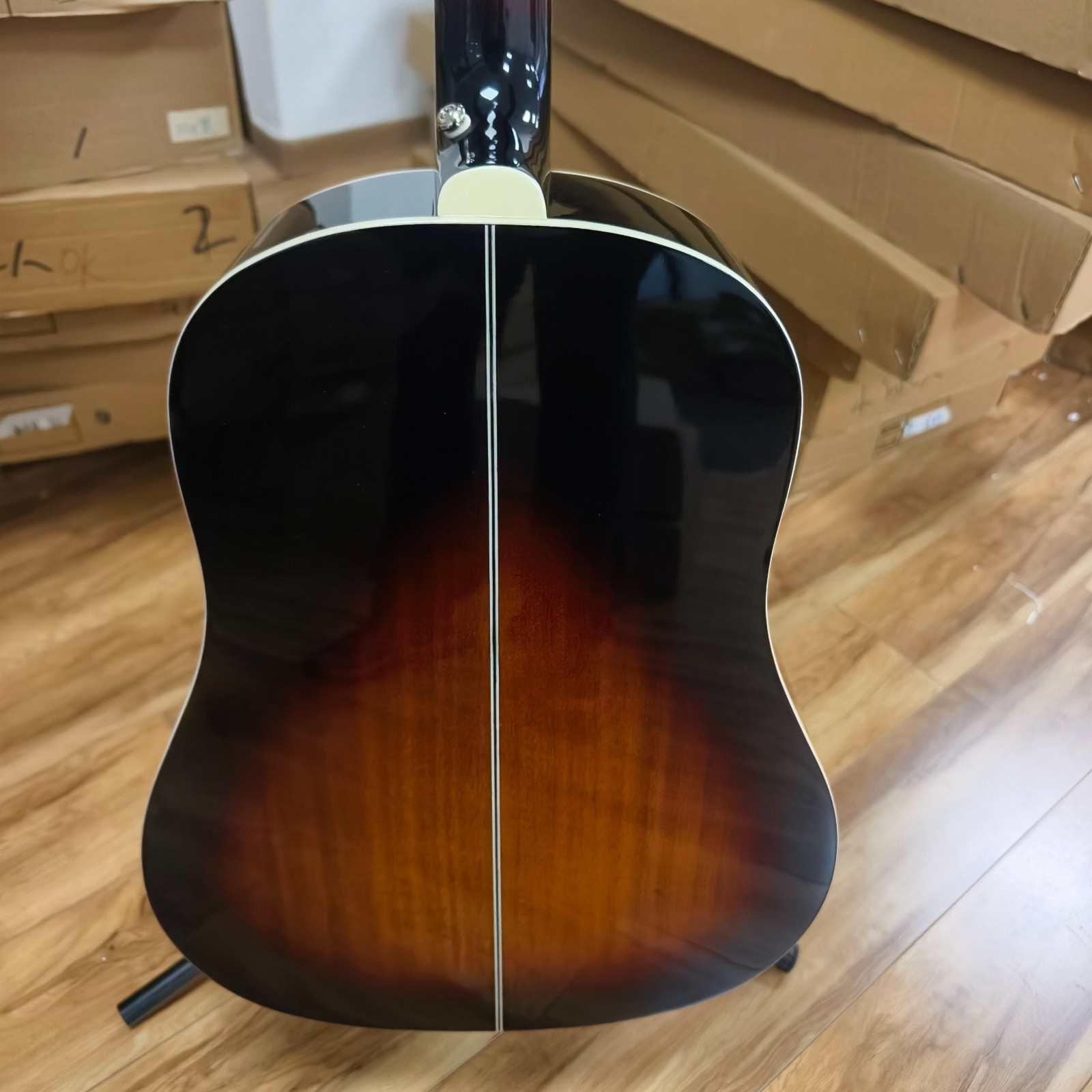 Ship US J-160 Original Acoustic-Electric Guitar – Vintage Sunburst Spruce Top