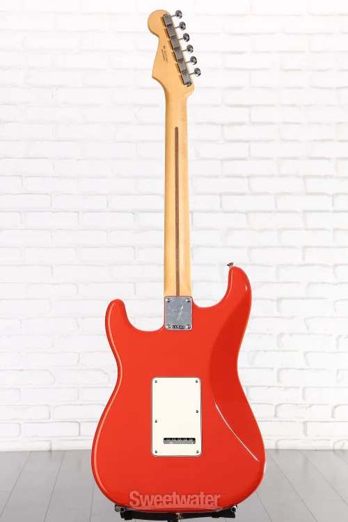 Fender Player II Stratocaster Electric Guitar – Coral Red with Rosewood