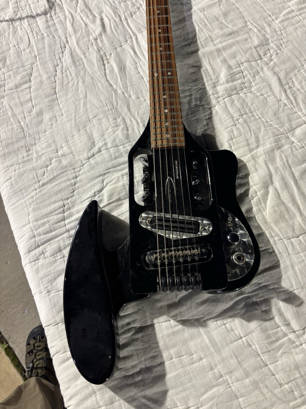 Traveler Speedster Electric Travel Guitar