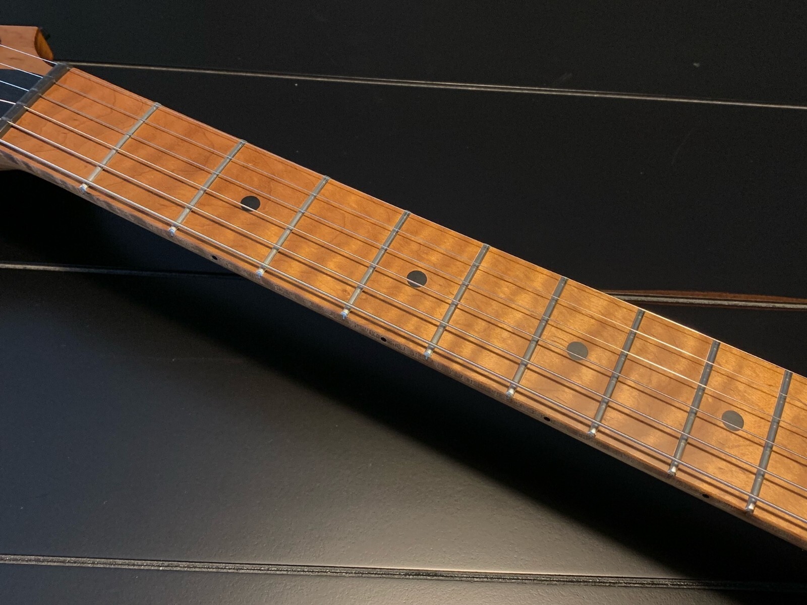 Custom Stratocaster / Roasted Swamp ash / Roasted Flame Maple / Planet Tone HB