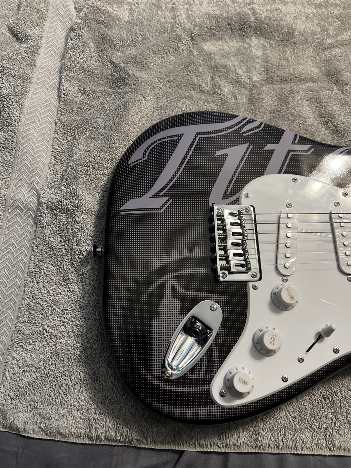 NEW TITO’S VODKA SQUIRE BY FENDER ELECTRIC GUITAR AWESOME
