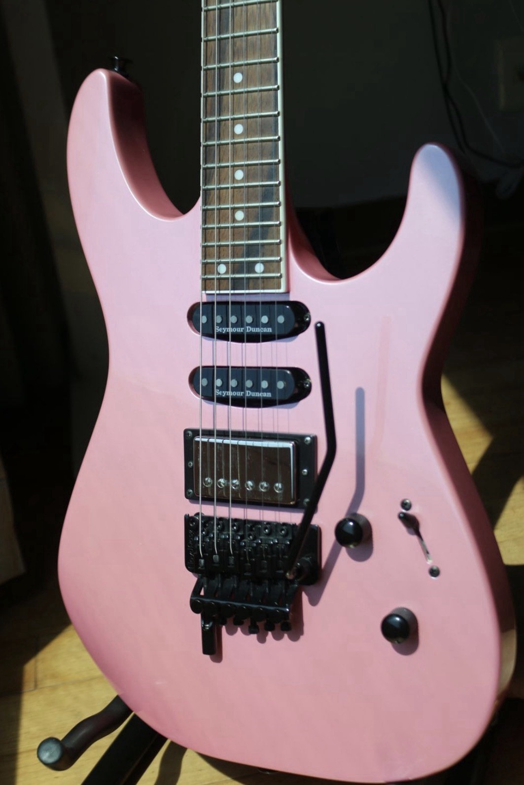 Jackson Sl1X Platinum Pink Solid Body Electric Guitar(duncan pickup upgrade)