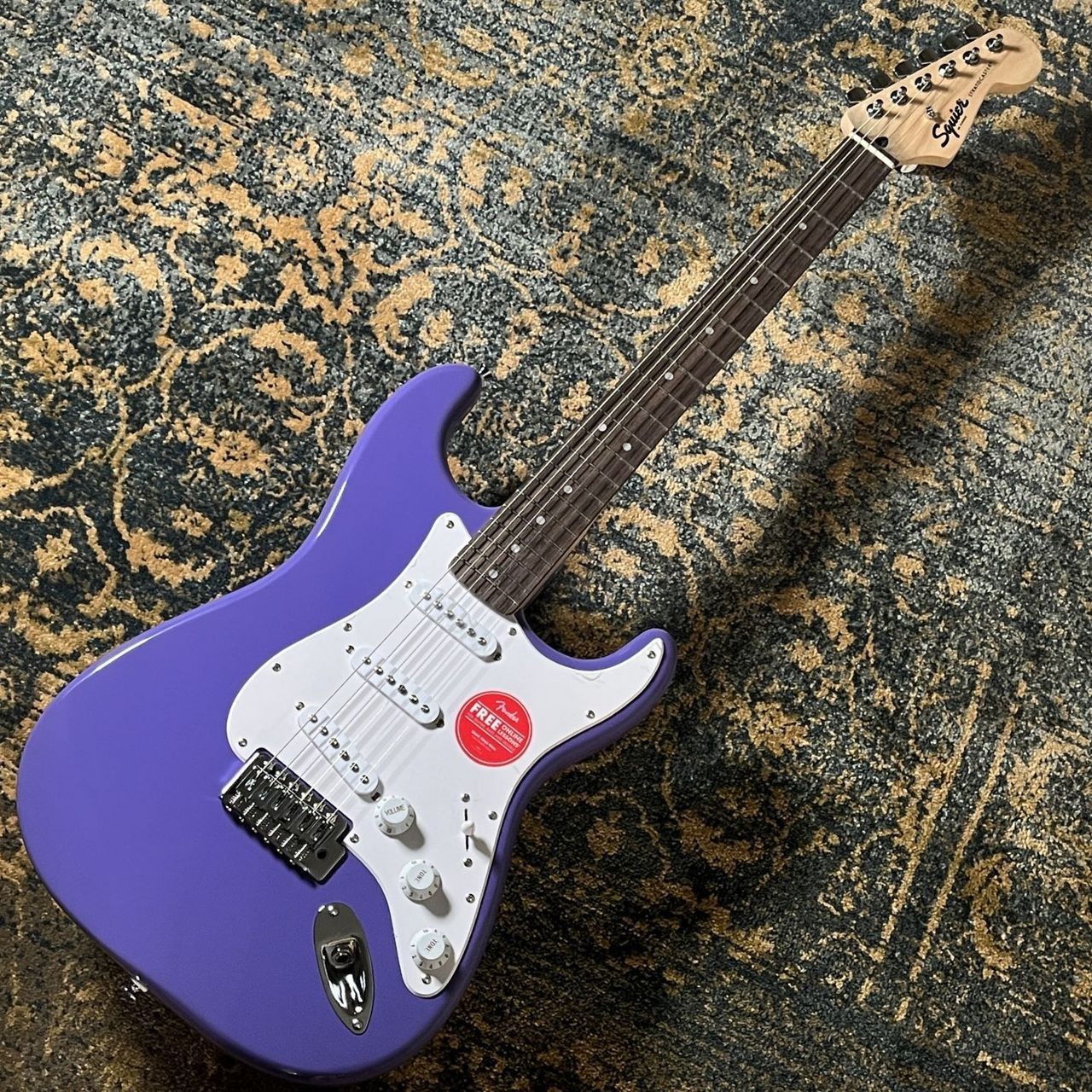 Squier By Fender Photo/Lightweight Individual 3.24 Kg Sonic Strat Lrl Wpg Electr