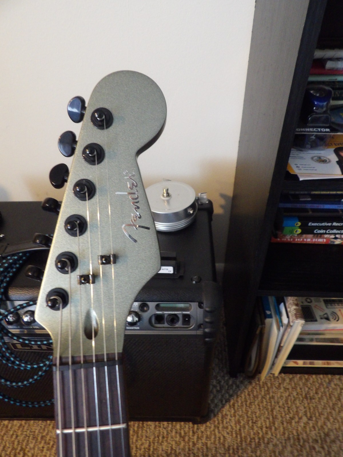 Fender Showmaster Single Humbucker – Pewter, with HSC