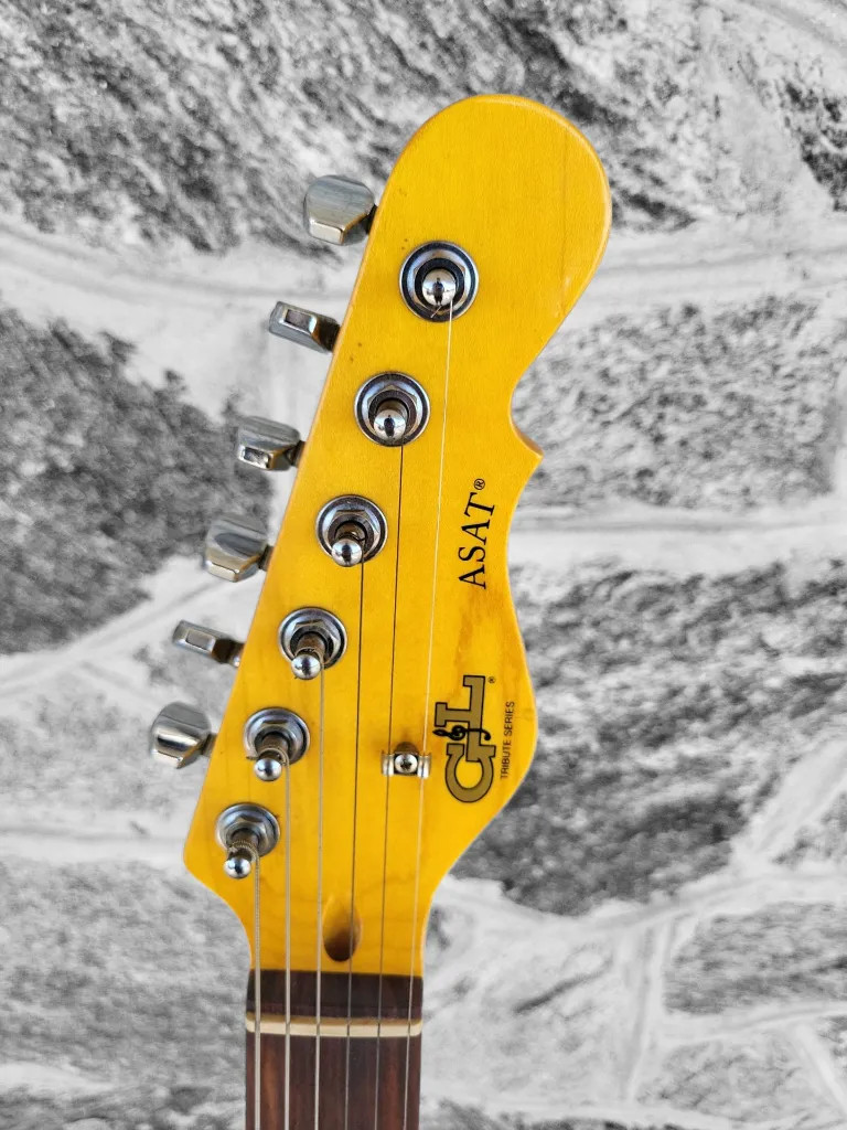 G&L Tribute Series ASAT Deluxe II Rosewood Fretboard