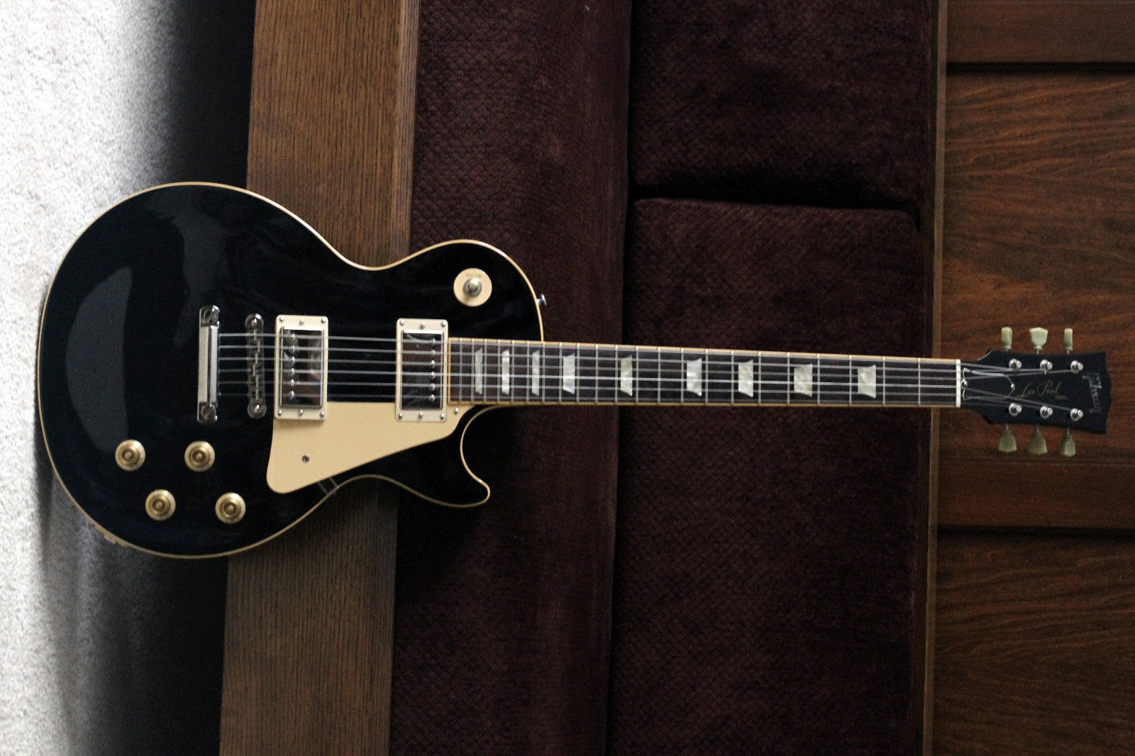 2006 Gibson Les Paul Standard Black w/case – Closet Classic!