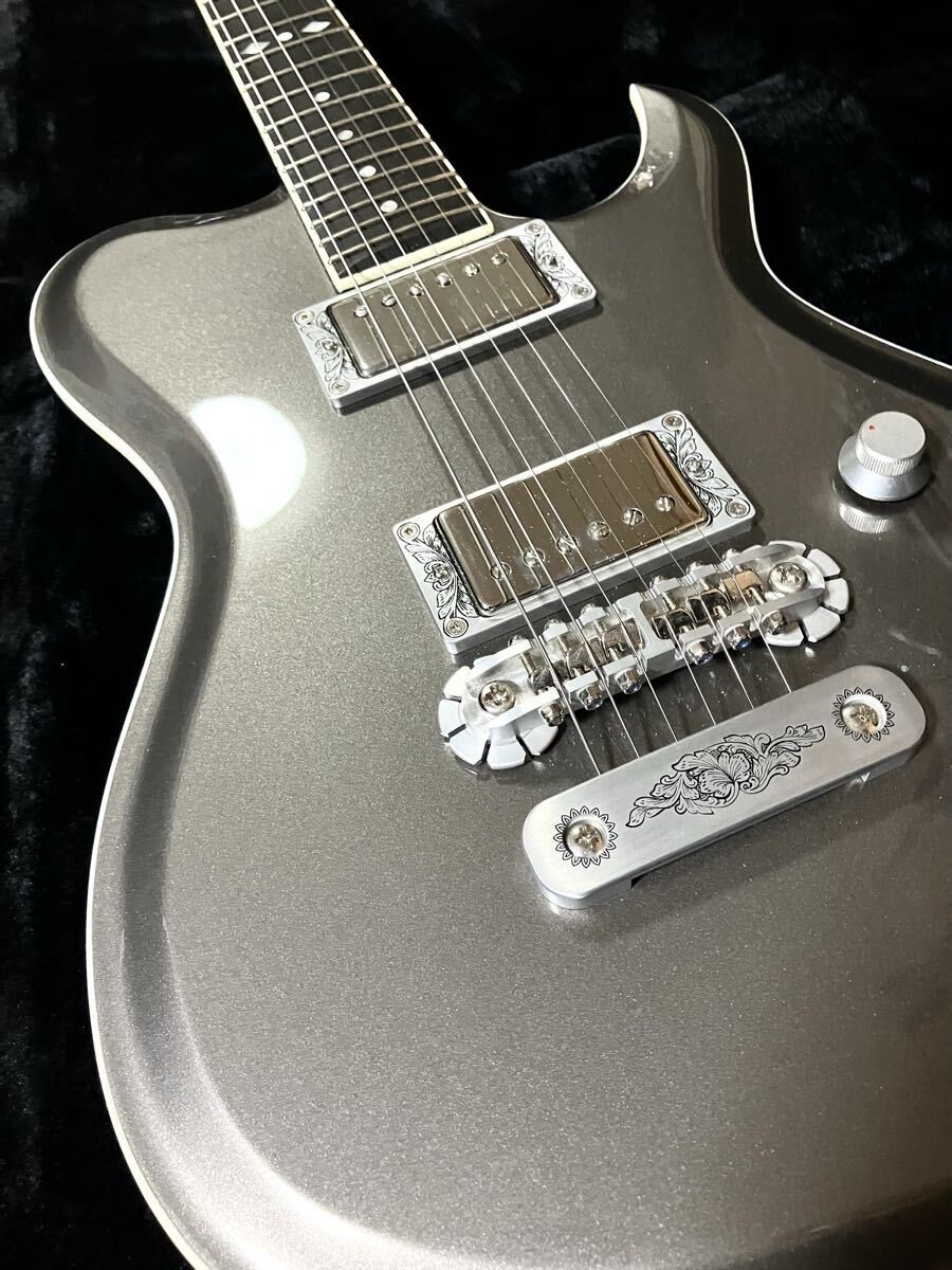Zemaitis Scw22 Superior Metallic Gray W/Gig Bag