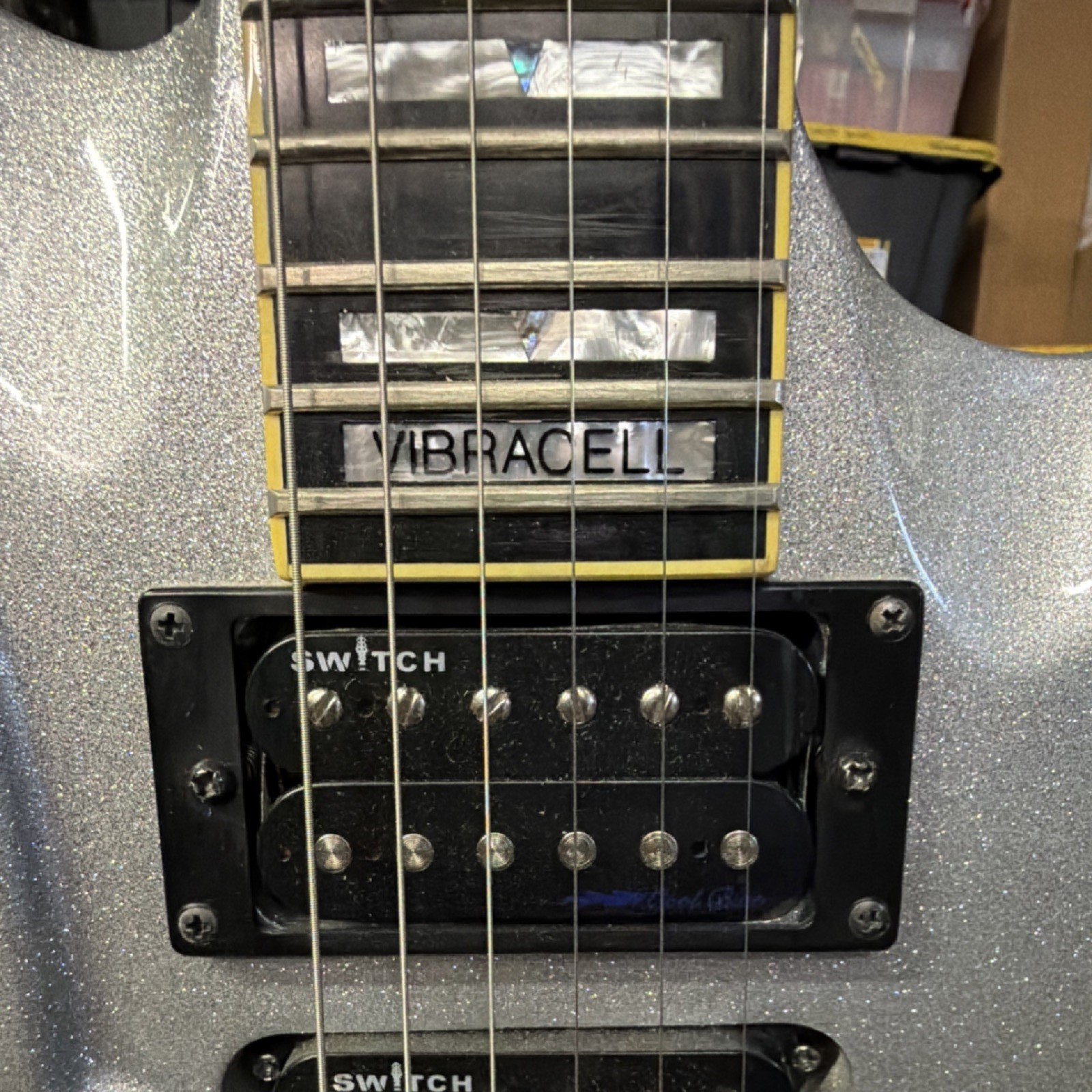 Switch Vibracell Electric Guitar Silver Solid 6 String Right-Handed w/ Case