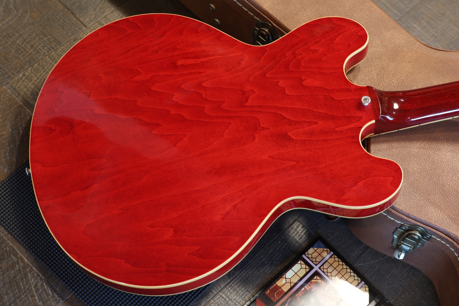 Minty! 2016 Gibson ’61 Warren Haynes ES-335 Guitar Figured Cherry + COA OHSC