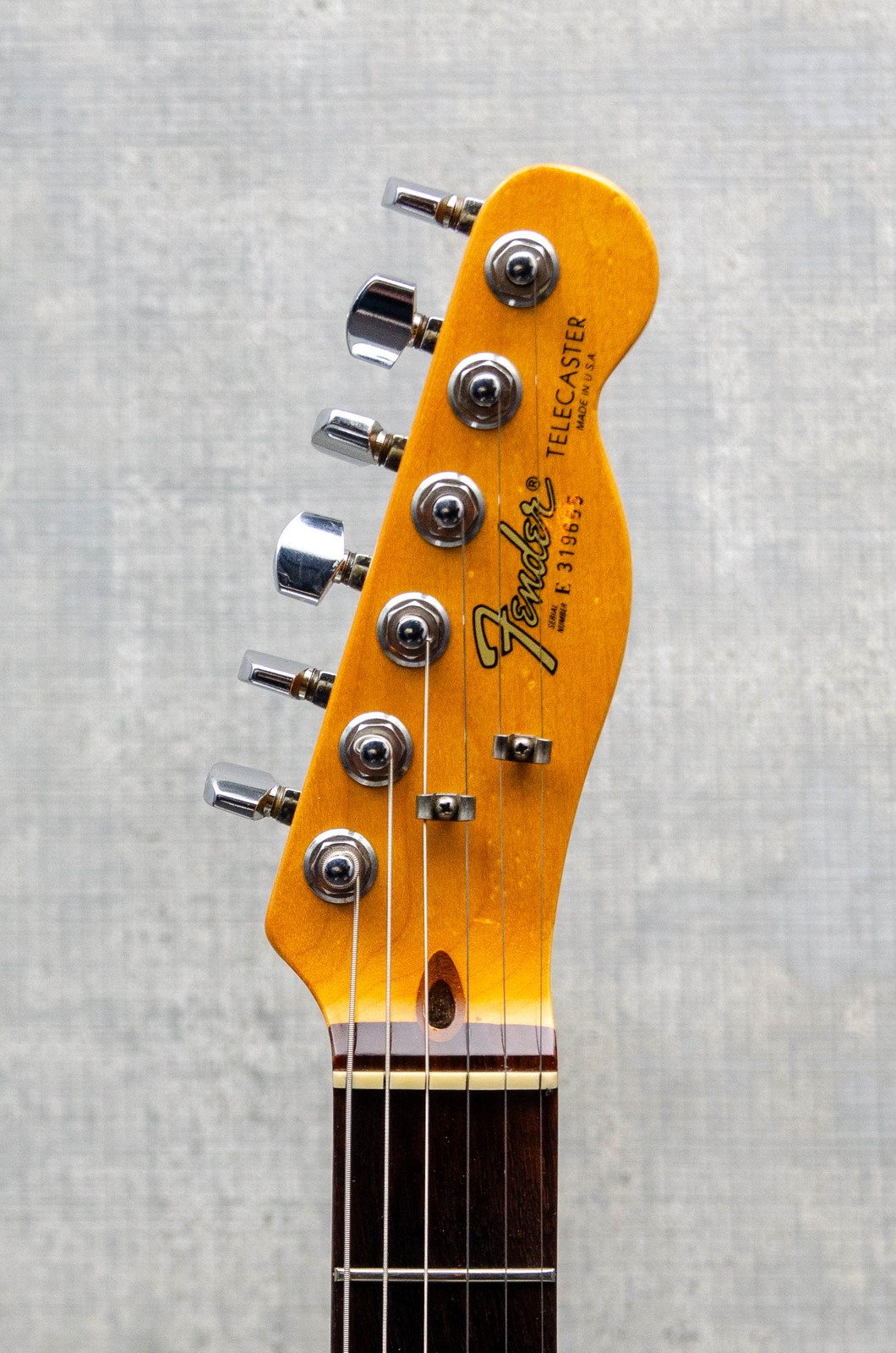 Used Fender Standard Telecaster – 3-Tone Sunburst (1984)