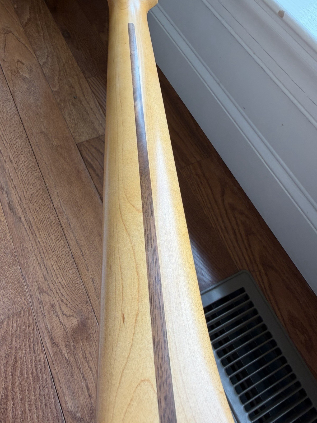 2022 Fender American Ultra Stratocaster Maple Fretboard – Cobra Blue