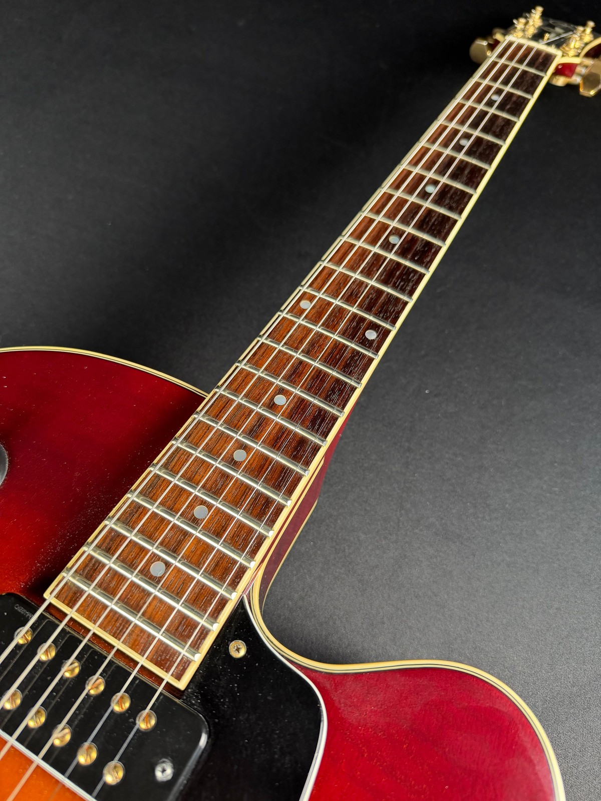 Yamaha AES 1500 Hollowbody Guitar (1994)