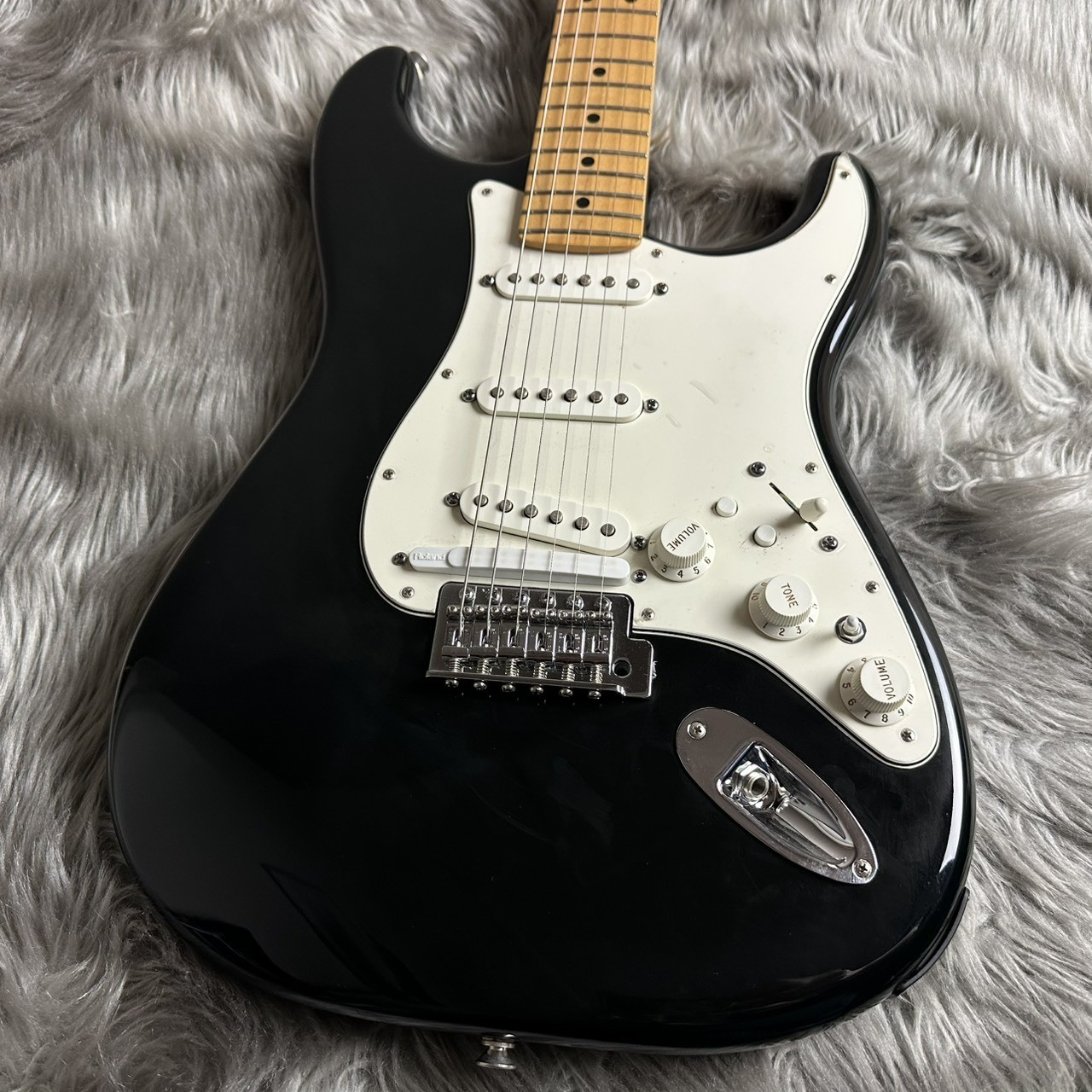 Fender Roland GC-1-BLK GK-READY Stratocaster Used Electric Guitar [AUTH]