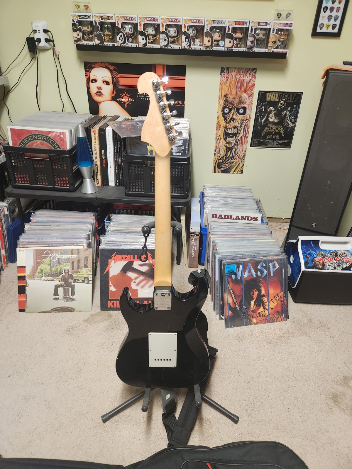 Lyon by Washburn Electric Guitar HSS Strat Style Black Maple Neck With Strap Bag