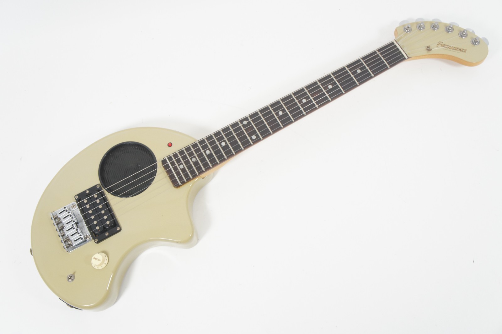 Fernandes ZO-3 NOMAD Ivory Built-in Amp travel guitar Worldwide Shipment