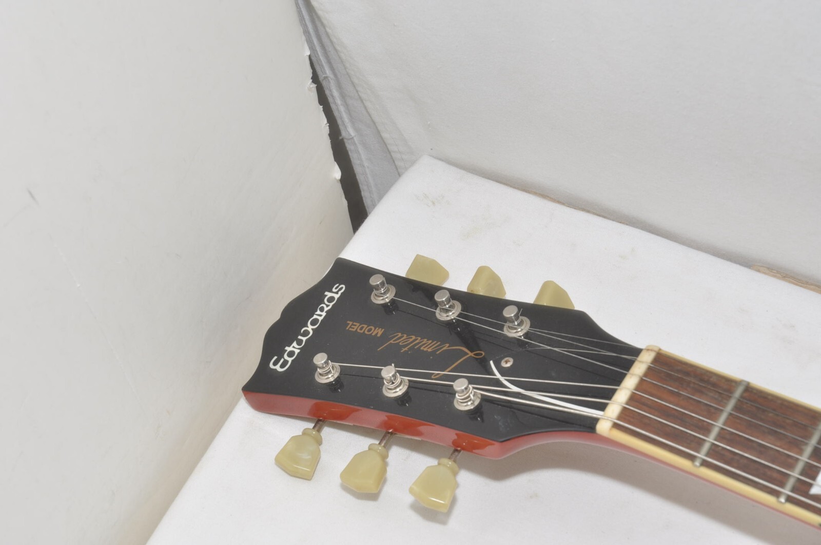 EDWARDS E-LP-85SD Limited Model 2007 Electric guitar 6F36E-1 Ref No 6444