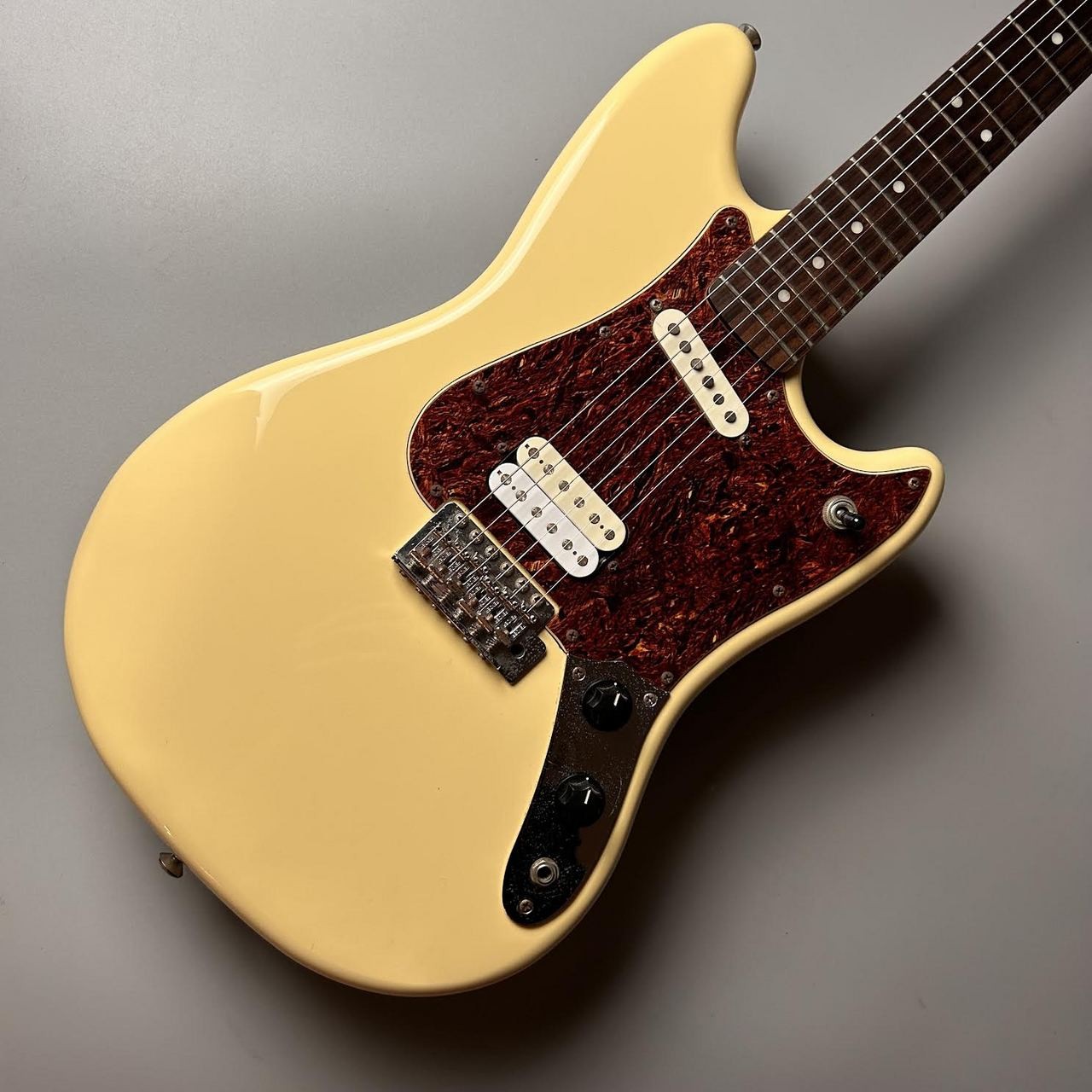 Squier by Fender FSR Cyclone 2010 Agathis Body Maple Neck Rosewood 3.81kg Used