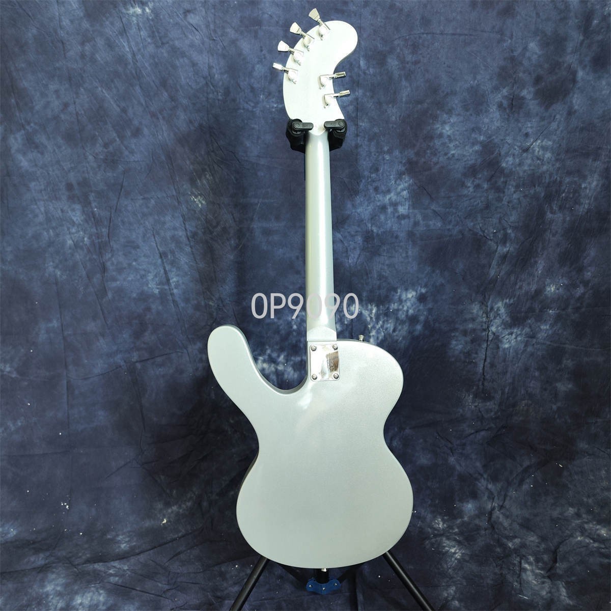 Metallic Silver Color Electric Guitar Solid Body 6String Maple Neck unique shape