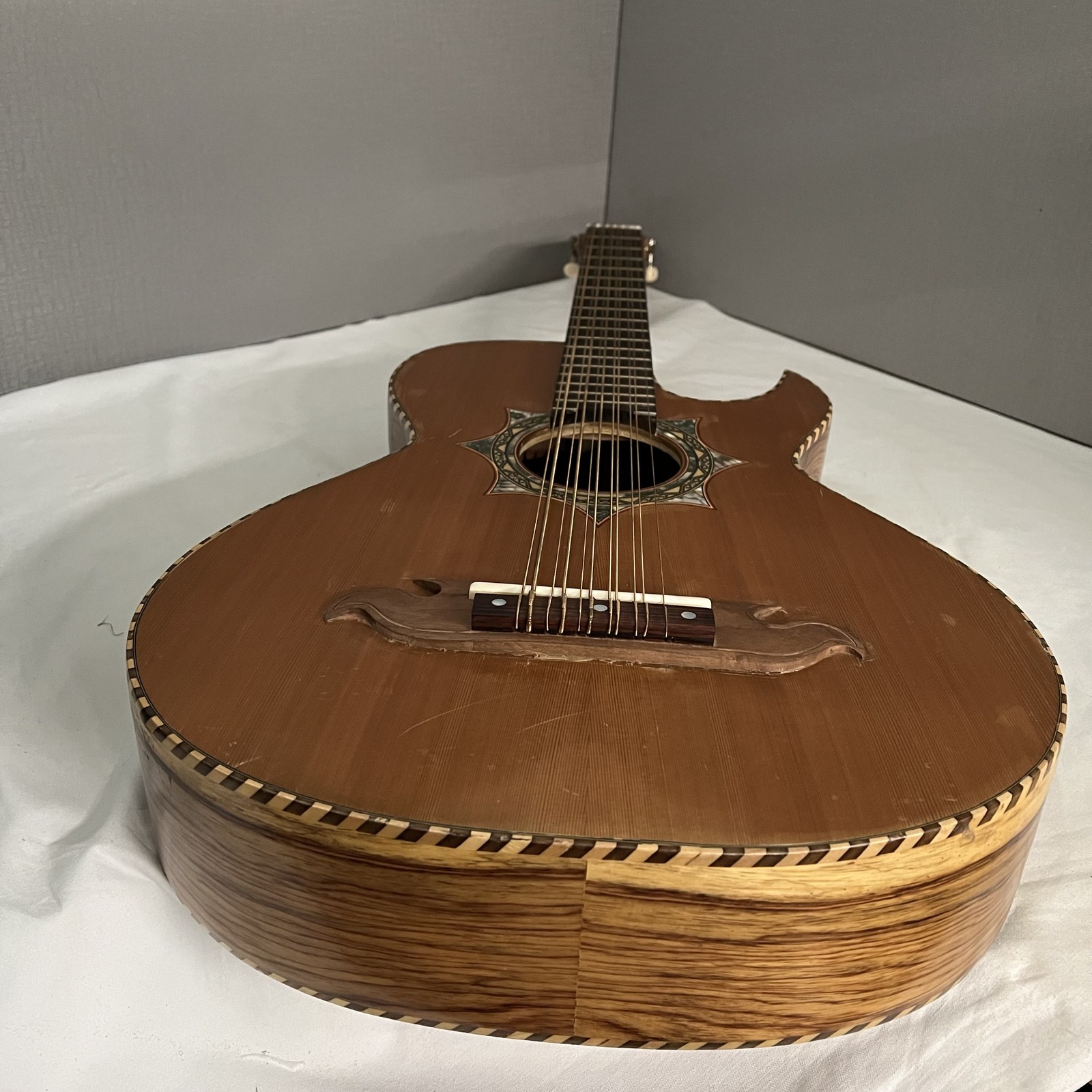 Handcrafted Cordoba Bajo Sexto 2007 – Paracho Mexico – Abalone Inlay *Pls READ*