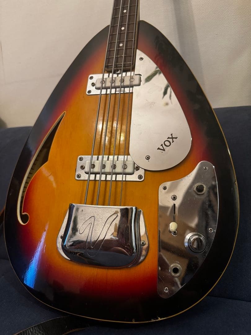 Electric Bass Guitar Vox Wyman Bass Sunburst Teardrop Made in Italy